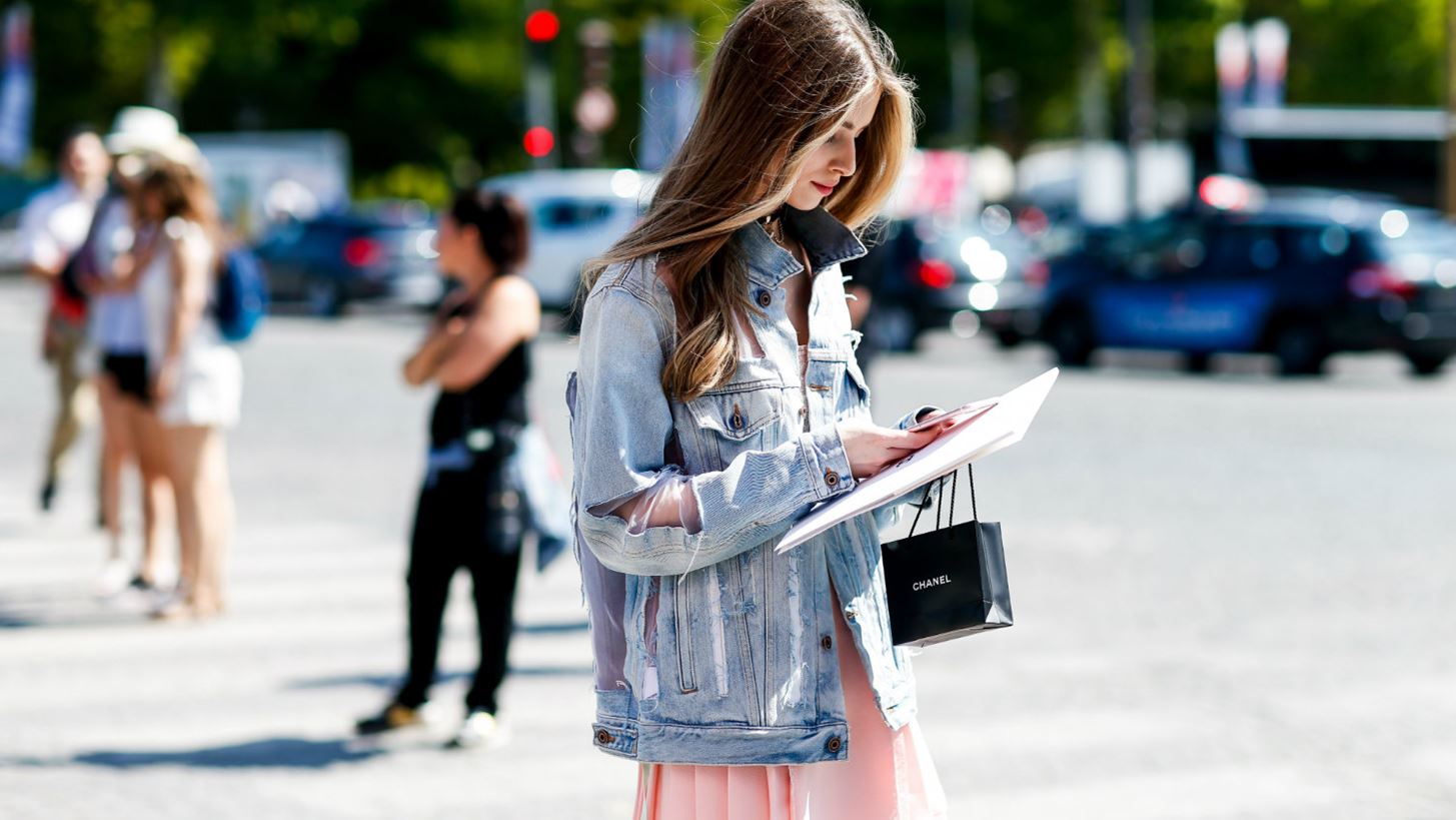 #ShoppingGuide | T&#x3B1; &#x3B4;&#x3AD;&#x3BA;&#x3B1; &#x3B1;&#x3B3;&#x3B1;&#x3C0;&#x3B7;&#x3BC;&#x3AD;&#x3BD;&#x3B1; &#x3BC;&#x3B1;&#x3C2; denim &#x3BA;&#x3BF;&#x3BC;&#x3BC;&#x3AC;&#x3C4;&#x3B9;&#x3B1; &#x3C4;&#x3B7;&#x3C2; &#x3B1;&#x3B3;&#x3BF;&#x3C1;&#x3AC;&#x3C2;