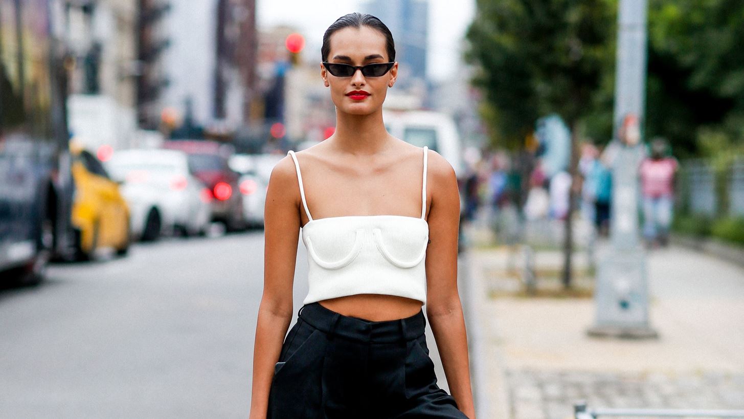 Tank top | &#x3A0;&#x3CE;&#x3C2; &#x3AD;&#x3BD;&#x3B1; basic item &#x3B3;&#x3AF;&#x3BD;&#x3B5;&#x3C4;&#x3B1;&#x3B9; &#x3BF; &#x3C0;&#x3C1;&#x3C9;&#x3C4;&#x3B1;&#x3B3;&#x3C9;&#x3BD;&#x3B9;&#x3C3;&#x3C4;&#x3AE;&#x3C2; &#x3B5;&#x3BD;&#x3CC;&#x3C2; &#x3C3;&#x3CD;&#x3B3;&#x3C7;&#x3C1;&#x3BF;&#x3BD;&#x3BF;&#x3C5; look