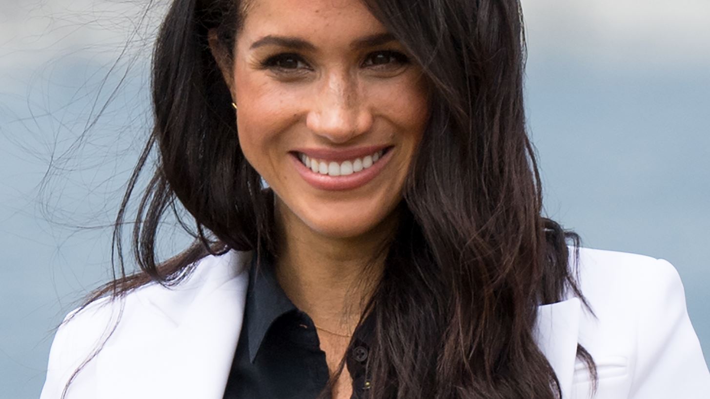 Meghan Markle | &#x39A;&#x3C5;&#x3BA;&#x3BB;&#x3BF;&#x3C6;&#x3BF;&#x3C1;&#x3B5;&#x3AF; &#x3C4;&#x3B7; &#x3B4;&#x3B9;&#x3BA;&#x3AE; &#x3C4;&#x3B7;&#x3C2; &#x3C3;&#x3B5;&#x3B9;&#x3C1;&#x3AC; &#x3C1;&#x3BF;&#x3CD;&#x3C7;&#x3C9;&#x3BD; &#x3B3;&#x3B9;&#x3B1; &#x3BA;&#x3B1;&#x3BB;&#x3CC; &#x3C3;&#x3BA;&#x3BF;&#x3C0;&#x3CC;