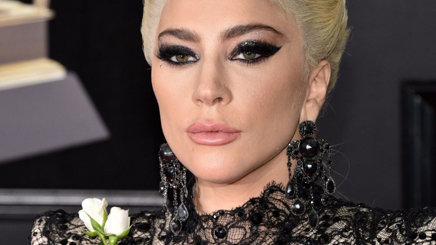 Lady Gaga | &#x397; &#x3BC;&#x3B5;&#x3C4;&#x3B1;&#x3BC;&#x3CC;&#x3C1;&#x3C6;&#x3C9;&#x3C3;&#x3AE; &#x3C4;&#x3B7;&#x3C2; &#x3C3;&#x3B5; &#x3B6;&#x3C9;&#x3BD;&#x3C4;&#x3B1;&#x3BD;&#x3AE; &#x3BA;&#x3BF;&#x3CD;&#x3BA;&#x3BB;&#x3B1; &#x3B3;&#x3B9;&#x3B1; &#x3B5;&#x3BE;&#x3CE;&#x3C6;&#x3C5;&#x3BB;&#x3BB;&#x3BF; &#x3C0;&#x3B5;&#x3C1;&#x3B9;&#x3BF;&#x3B4;&#x3B9;&#x3BA;&#x3BF;&#x3CD;
