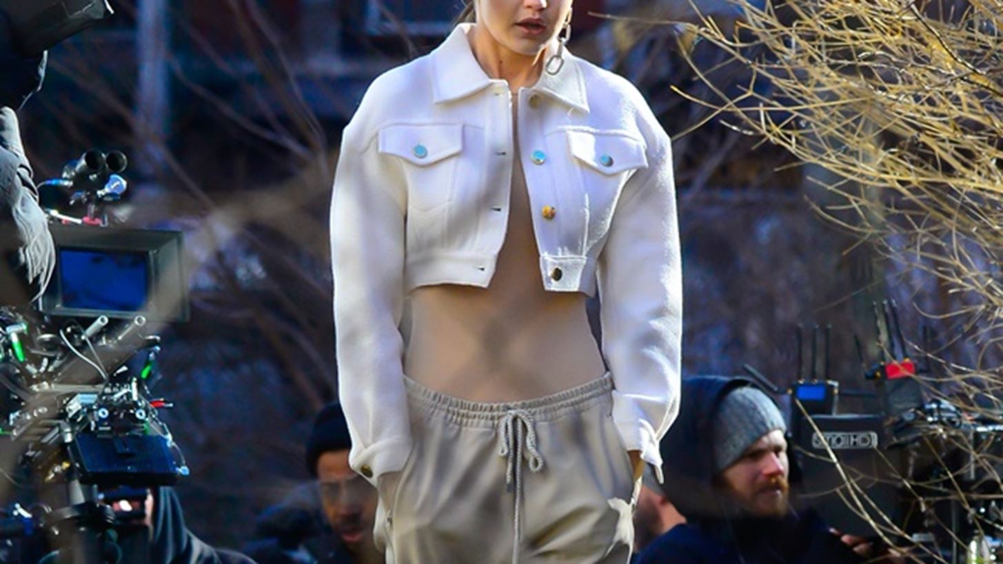 &#x3A0;&#x3BF;&#x3CD; &#x3B5;&#x3BD;&#x3C4;&#x3CC;&#x3C0;&#x3B9;&#x3C3;&#x3B5; &#x3BF; &#x3C6;&#x3C9;&#x3C4;&#x3BF;&#x3B3;&#x3C1;&#x3B1;&#x3C6;&#x3B9;&#x3BA;&#x3CC;&#x3C2; &#x3C6;&#x3B1;&#x3BA;&#x3CC;&#x3C2; &#x3C4;&#x3B7;&#x3BD; Gigi Hadid;