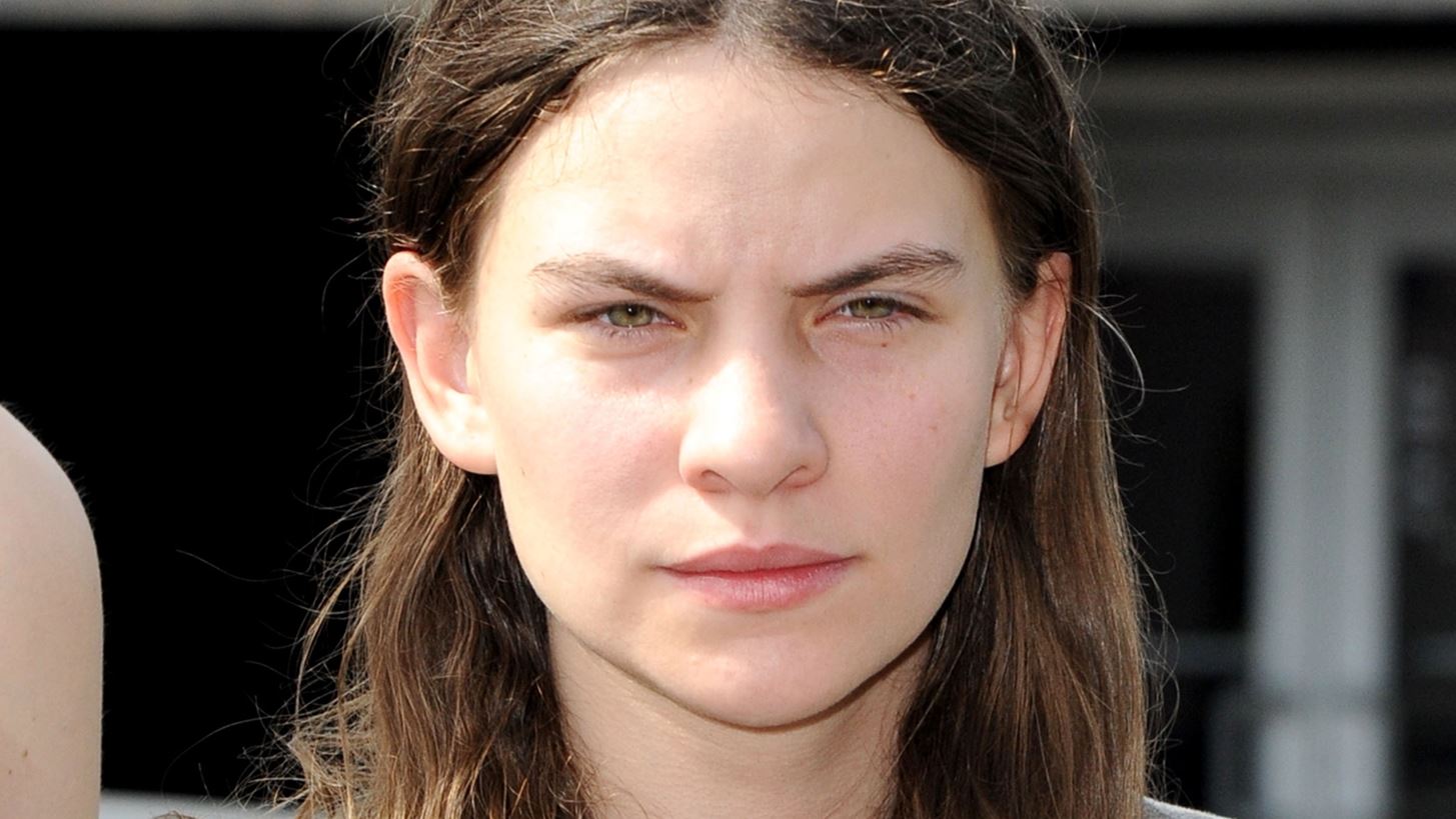 Eliot Sumner | &#x3A4;&#x3BF; non binary &#x3C0;&#x3B1;&#x3B9;&#x3B4;&#x3AF; &#x3C4;&#x3BF;&#x3C5; Sting &#x3C0;&#x3BF;&#x3C5; &#x3BA;&#x3B5;&#x3C1;&#x3B4;&#x3AF;&#x3B6;&#x3B5;&#x3B9; &#x3C4;&#x3B9;&#x3C2; &#x3B5;&#x3BD;&#x3C4;&#x3C5;&#x3C0;&#x3CE;&#x3C3;&#x3B5;&#x3B9;&#x3C2; &#x3C3;&#x3C4;&#x3BF; Ripley &#x3C4;&#x3BF;&#x3C5; Netflix