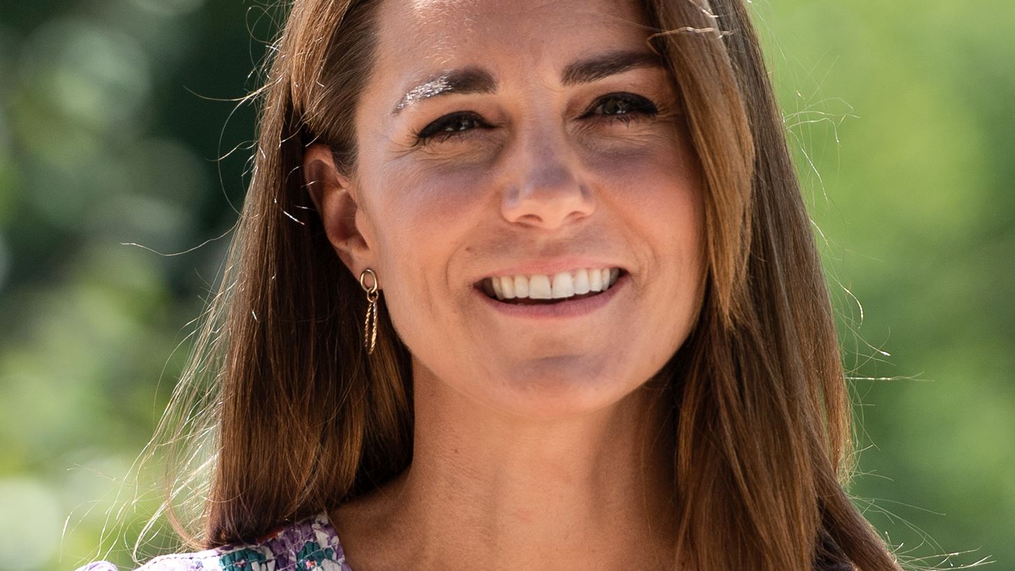 &#x397; Kate Middleton &#x3C0;&#x3B1;&#x3C1;&#x3B1;&#x3B4;&#x3AF;&#x3B4;&#x3B5;&#x3B9; &#x3BC;&#x3B1;&#x3B8;&#x3AE;&#x3BC;&#x3B1;&#x3C4;&#x3B1; &#x3BA;&#x3BF;&#x3BC;&#x3C8;&#x3CC;&#x3C4;&#x3B7;&#x3C4;&#x3B1;&#x3C2;