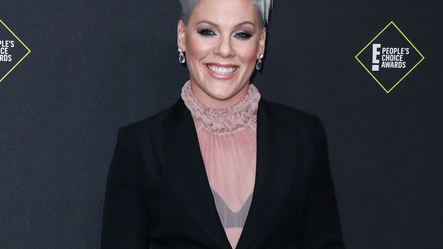 Pink | &#x397; 11&#x3C7;&#x3C1;&#x3BF;&#x3BD;&#x3B7; &#x3BA;&#x3CC;&#x3C1;&#x3B7; &#x3C4;&#x3B7;&#x3C2;, Willow, &#x3AD;&#x3B4;&#x3C9;&#x3C3;&#x3B5; &#x3BC;&#x3B9;&#x3B1; &#x3B1;&#x3C0;&#x3AF;&#x3C3;&#x3C4;&#x3B5;&#x3C5;&#x3C4;&#x3B7; &#x3B5;&#x3C1;&#x3BC;&#x3B7;&#x3BD;&#x3B5;&#x3AF;&#x3B1; &#x3C3;&#x3C4;&#x3B7; &#x3C3;&#x3BA;&#x3B7;&#x3BD;&#x3AE;