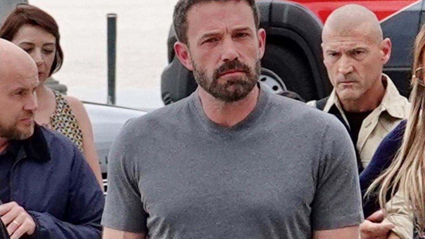 Ben Affleck | &#x397; &#x3C3;&#x3C5;&#x3BD;&#x3AE;&#x3B8;&#x3B5;&#x3B9;&#x3B1; &#x3C4;&#x3BF;&#x3C5; &#x3C0;&#x3BF;&#x3C5; &#x3B5;&#x3BD;&#x3BF;&#x3C7;&#x3BB;&#x3B5;&#x3AF; &#x3C4;&#x3CC;&#x3C3;&#x3BF; &#x3C4;&#x3B7; Jennifer Garner &#x3CC;&#x3C3;&#x3BF; &#x3BA;&#x3B1;&#x3B9; &#x3C4;&#x3B7; Jennifer Lopez