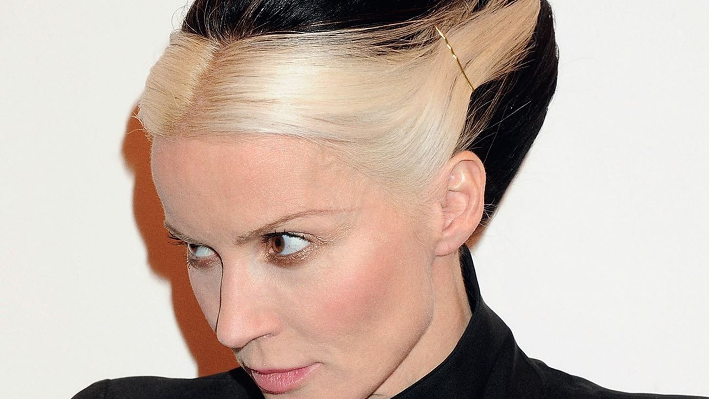 &#x397; Daphne Guinness &#x3C3;&#x3C4;&#x3B7; Madame Figaro