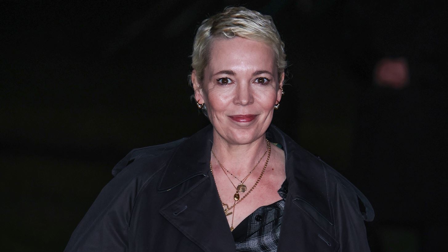 Olivia Colman: &quot;&#x391;&#x3BD; &#x3BC;&#x3B5; &#x3AD;&#x3BB;&#x3B5;&#x3B3;&#x3B1;&#x3BD; Oliver Colman &#x3B8;&#x3B1; &#x3C0;&#x3BB;&#x3B7;&#x3C1;&#x3C9;&#x3BD;&#x3CC;&#x3BC;&#x3BF;&#x3C5;&#x3BD; &#x3BA;&#x3B1;&#x3BB;&#x3CD;&#x3C4;&#x3B5;&#x3C1;&#x3B1;&quot;