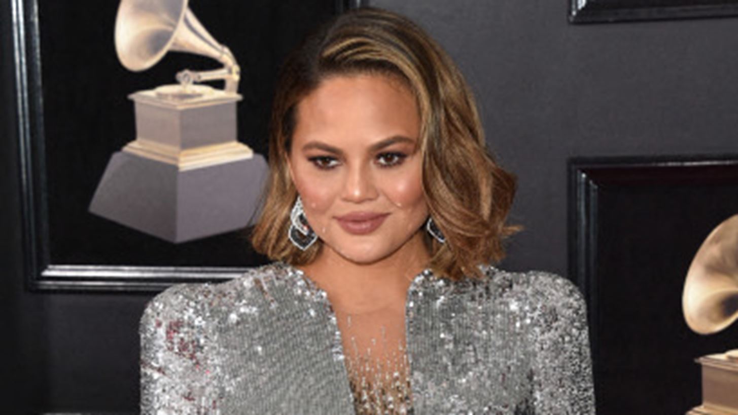 Chrissy Teigen | &#x39F; &#x3B4;&#x3B5;&#x3CD;&#x3C4;&#x3B5;&#x3C1;&#x3BF;&#x3C2; &#x3BA;&#x3CD;&#x3BA;&#x3BB;&#x3BF;&#x3C2; #cancelculture &#x3BA;&#x3B1;&#x3B9; &#x3BF;&#x3B9; &#x3B1;&#x3BD;&#x3C4;&#x3B9;&#x3B4;&#x3C1;&#x3AC;&#x3C3;&#x3B5;&#x3B9;&#x3C2; &#x3BC;&#x3B5;&#x3C4;&#x3AC; &#x3C4;&#x3B7;&#x3BD; &#x3B5;&#x3BC;&#x3C6;&#x3CD;&#x3C4;&#x3B5;&#x3C5;&#x3C3;&#x3B7; &#x3C6;&#x3C1;&#x3C5;&#x3B4;&#x3B9;&#x3CE;&#x3BD;