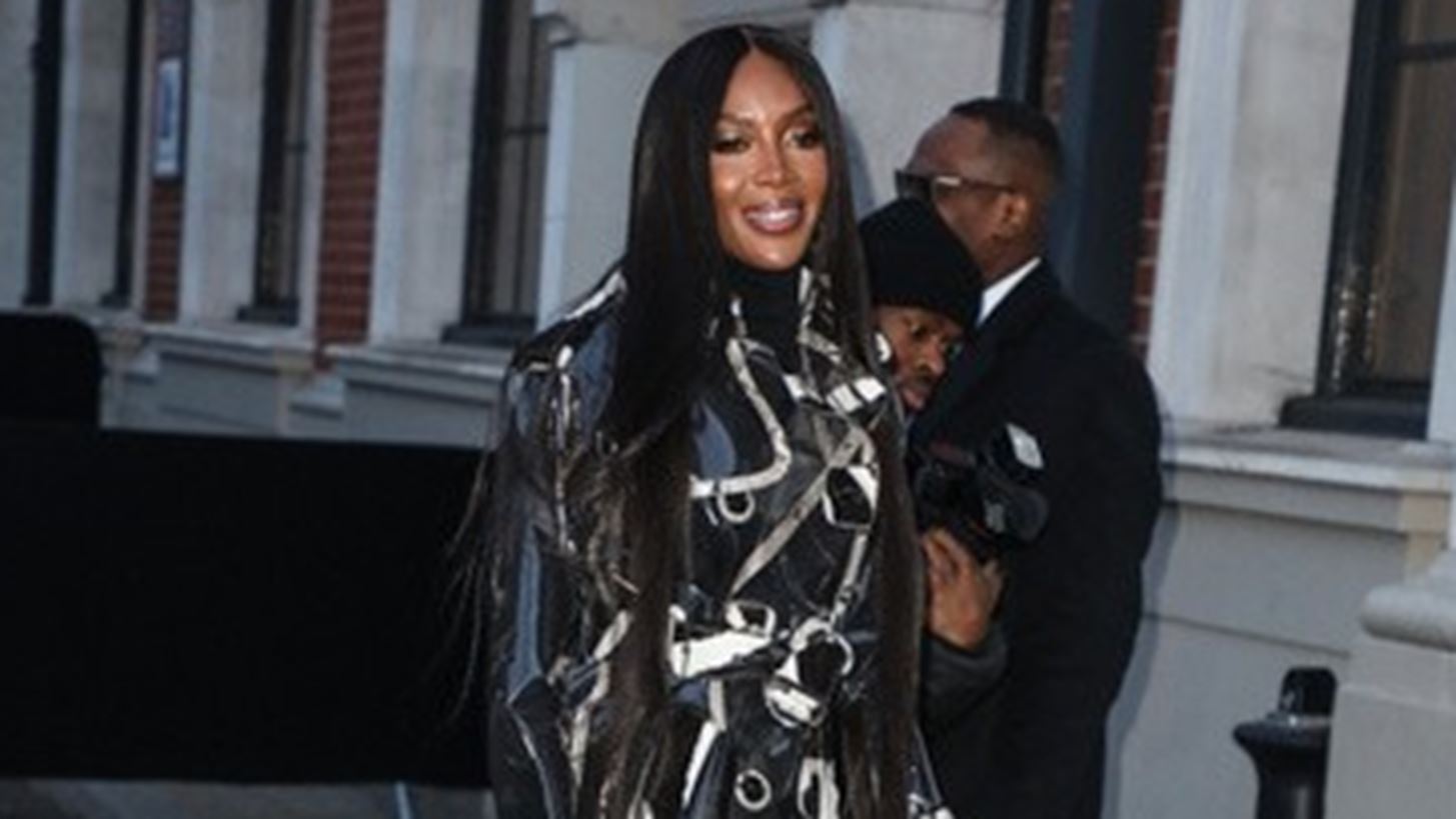 LFW AW &#x2019;20 | To &#x3B5;&#x3BD;&#x3C4;&#x3C5;&#x3C0;&#x3C9;&#x3C3;&#x3B9;&#x3B1;&#x3BA;&#x3CC; front row &#x3C3;&#x3C4;&#x3BF; show &#x3C4;&#x3BF;&#x3C5; &#x3BF;&#x3AF;&#x3BA;&#x3BF;&#x3C5; Burberry