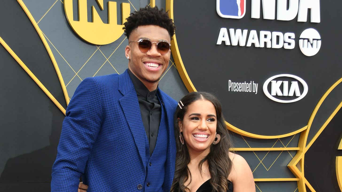 &#x39F; &#x393;&#x3B9;&#x3AC;&#x3BD;&#x3BD;&#x3B7;&#x3C2; &#x391;&#x3BD;&#x3C4;&#x3B5;&#x3C4;&#x3BF;&#x3BA;&#x3BF;&#x3CD;&#x3BD;&#x3BC;&#x3C0;&#x3BF; &#x3BA;&#x3B1;&#x3B9; &#x3B7; Mariah Riddlesprigger &#x3C0;&#x3B5;&#x3C1;&#x3B9;&#x3BC;&#x3AD;&#x3BD;&#x3BF;&#x3C5;&#x3BD; &#x3C4;&#x3BF; &#x3C4;&#x3C1;&#x3AF;&#x3C4;&#x3BF; &#x3C4;&#x3BF;&#x3C5;&#x3C2; &#x3C0;&#x3B1;&#x3B9;&#x3B4;&#x3AF;