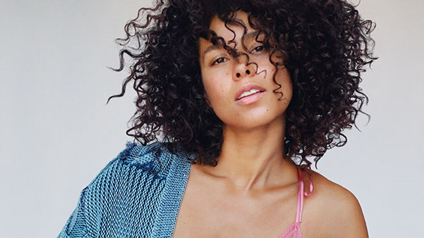 H &#x391;licia Keys &#x3C0;&#x3C1;&#x3C9;&#x3C4;&#x3B1;&#x3B3;&#x3C9;&#x3BD;&#x3B9;&#x3C3;&#x3C4;&#x3B5;&#x3AF; &#x3C3;&#x3C4;&#x3B7;&#x3BD; &#x3BA;&#x3B1;&#x3BC;&#x3C0;&#x3AC;&#x3BD;&#x3B9;&#x3B1; &#x3C4;&#x3B7;&#x3C2; Stella McCartney &#x3B3;&#x3B9;&#x3B1; &#x3C4;&#x3BF;&#x3BD; &#x3BA;&#x3B1;&#x3C1;&#x3BA;&#x3AF;&#x3BD;&#x3BF; &#x3C4;&#x3BF;&#x3C5; &#x3C3;&#x3C4;&#x3AE;&#x3B8;&#x3BF;&#x3C5;&#x3C2;