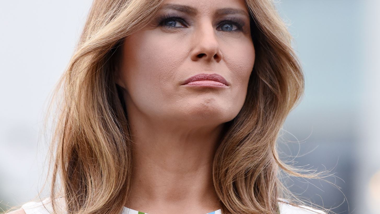 Melania Trump: &#x391;&#x3C5;&#x3C4;&#x3AE; &#x3B5;&#x3AF;&#x3BD;&#x3B1;&#x3B9; &#x3B7; &#x3B1;&#x3B3;&#x3B1;&#x3C0;&#x3B7;&#x3BC;&#x3AD;&#x3BD;&#x3B7; &#x3C4;&#x3B7;&#x3C2; &#x395;&#x3BB;&#x3BB;&#x3B7;&#x3BD;&#x3AF;&#x3B4;&#x3B1; &#x3C3;&#x3C7;&#x3B5;&#x3B4;&#x3B9;&#x3AC;&#x3C3;&#x3C4;&#x3C1;&#x3B9;&#x3B1;