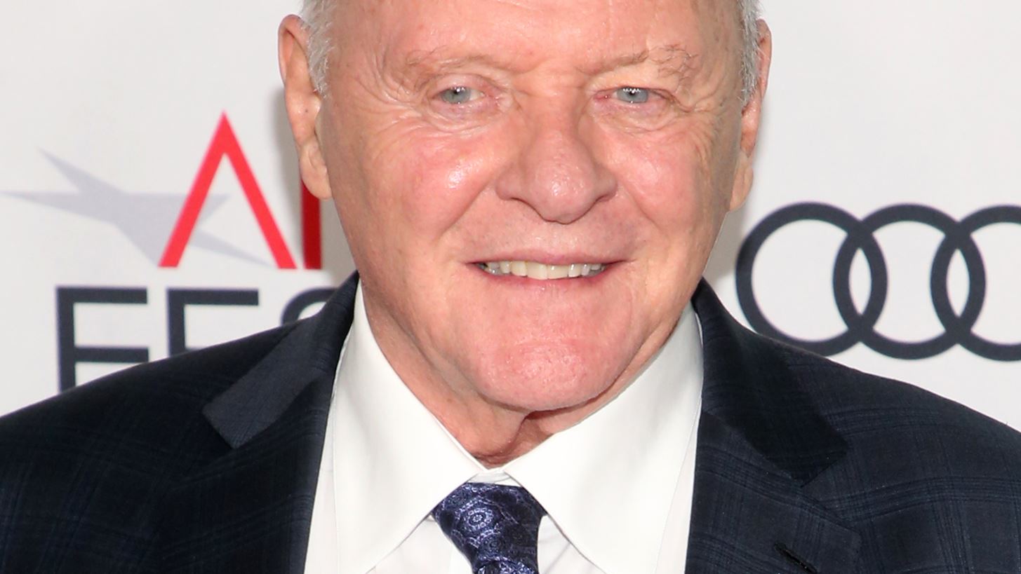 O Anthony Hopkins &#x3BD;&#x3C4;&#x3CD;&#x3B8;&#x3B7;&#x3BA;&#x3B5; &#x386;&#x3B3;&#x3B9;&#x3BF;&#x3C2; &#x392;&#x3B1;&#x3C3;&#x3AF;&#x3BB;&#x3B7;&#x3C2; &#x3BA;&#x3B1;&#x3B9; &#x3C7;&#x3CC;&#x3C1;&#x3B5;&#x3C8;&#x3B5; &#x3C3;&#x3C4;&#x3BF; Instagram &#x3B3;&#x3B9;&#x3B1; &#x3C4;&#x3BF;&#x3C5;&#x3C2; fans &#x3C4;&#x3BF;&#x3C5;