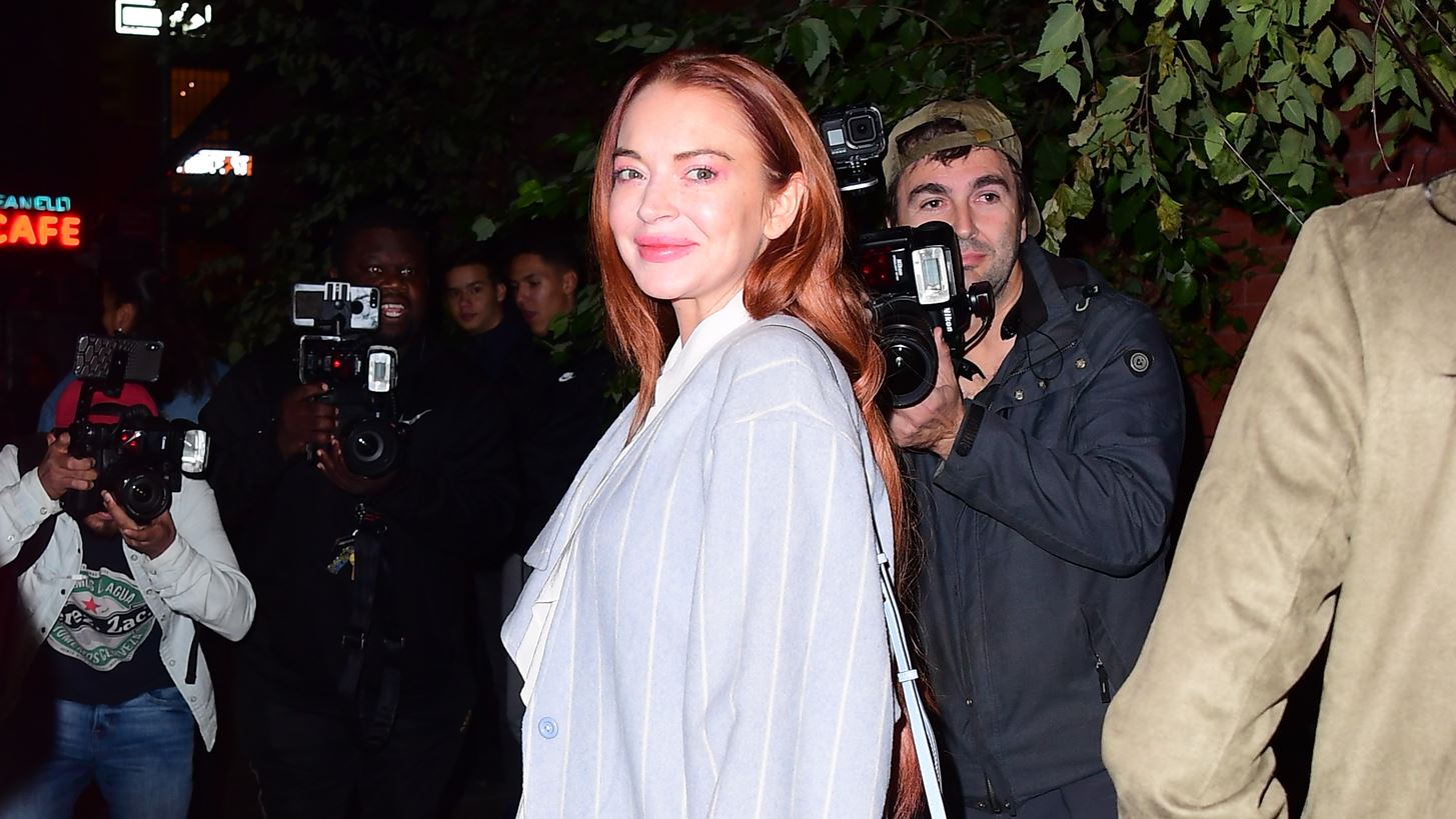 Lindsay Lohan | &#x397; &#x3C0;&#x3C1;&#x3CE;&#x3C4;&#x3B7; &#x3C6;&#x3C9;&#x3C4;&#x3BF;&#x3B3;&#x3C1;&#x3B1;&#x3C6;&#x3AF;&#x3B1; &#x3BC;&#x3B5; &#x3C6;&#x3BF;&#x3C5;&#x3C3;&#x3BA;&#x3C9;&#x3BC;&#x3AD;&#x3BD;&#x3B7; &#x3BA;&#x3BF;&#x3B9;&#x3BB;&#x3AF;&#x3C4;&#x3C3;&#x3B1; &#x3BC;&#x3B5;&#x3C4;&#x3AC; &#x3C4;&#x3B7;&#x3BD; &#x3B1;&#x3BD;&#x3B1;&#x3BA;&#x3BF;&#x3AF;&#x3BD;&#x3C9;&#x3C3;&#x3B7; &#x3C4;&#x3B7;&#x3C2; &#x3B5;&#x3B3;&#x3BA;&#x3C5;&#x3BC;&#x3BF;&#x3C3;&#x3CD;&#x3BD;&#x3B7;&#x3C2;