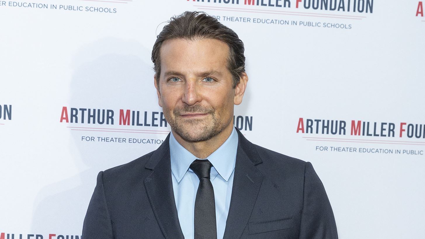 &#x38C;&#x3C3;&#x3BA;&#x3B1;&#x3C1; | &#x39F;&#x3B9; &#x3B7;&#x3B8;&#x3BF;&#x3C0;&#x3BF;&#x3B9;&#x3BF;&#x3AF; &#x3BC;&#x3B5; &#x3C4;&#x3B9;&#x3C2; &#x3C0;&#x3B5;&#x3C1;&#x3B9;&#x3C3;&#x3C3;&#x3CC;&#x3C4;&#x3B5;&#x3C1;&#x3B5;&#x3C2; &#x3C5;&#x3C0;&#x3BF;&#x3C8;&#x3B7;&#x3C6;&#x3B9;&#x3CC;&#x3C4;&#x3B7;&#x3C4;&#x3B5;&#x3C2; &#x3BA;&#x3B1;&#x3B9; &#x3BF;&#x3CD;&#x3C4;&#x3B5; &#x3AD;&#x3BD;&#x3B1; &#x3B2;&#x3C1;&#x3B1;&#x3B2;&#x3B5;&#x3AF;&#x3BF;