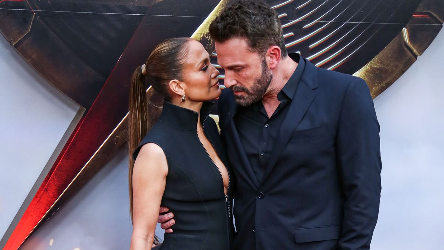 Jennifer Lopez &amp; Ben Affleck | &#x39F;&#x3B9; &#x3C6;&#x3C9;&#x3C4;&#x3BF;&#x3B3;&#x3C1;&#x3B1;&#x3C6;&#x3AF;&#x3B5;&#x3C2; &#x3C0;&#x3BF;&#x3C5; &#x3B5;&#x3C0;&#x3B9;&#x3B2;&#x3B5;&#x3B2;&#x3B1;&#x3B9;&#x3CE;&#x3BD;&#x3BF;&#x3C5;&#x3BD; &#x3C0;&#x3CC;&#x3C3;&#x3BF; &#x3B5;&#x3C1;&#x3C9;&#x3C4;&#x3B5;&#x3C5;&#x3BC;&#x3AD;&#x3BD;&#x3BF;&#x3B9; &#x3B5;&#x3AF;&#x3BD;&#x3B1;&#x3B9;