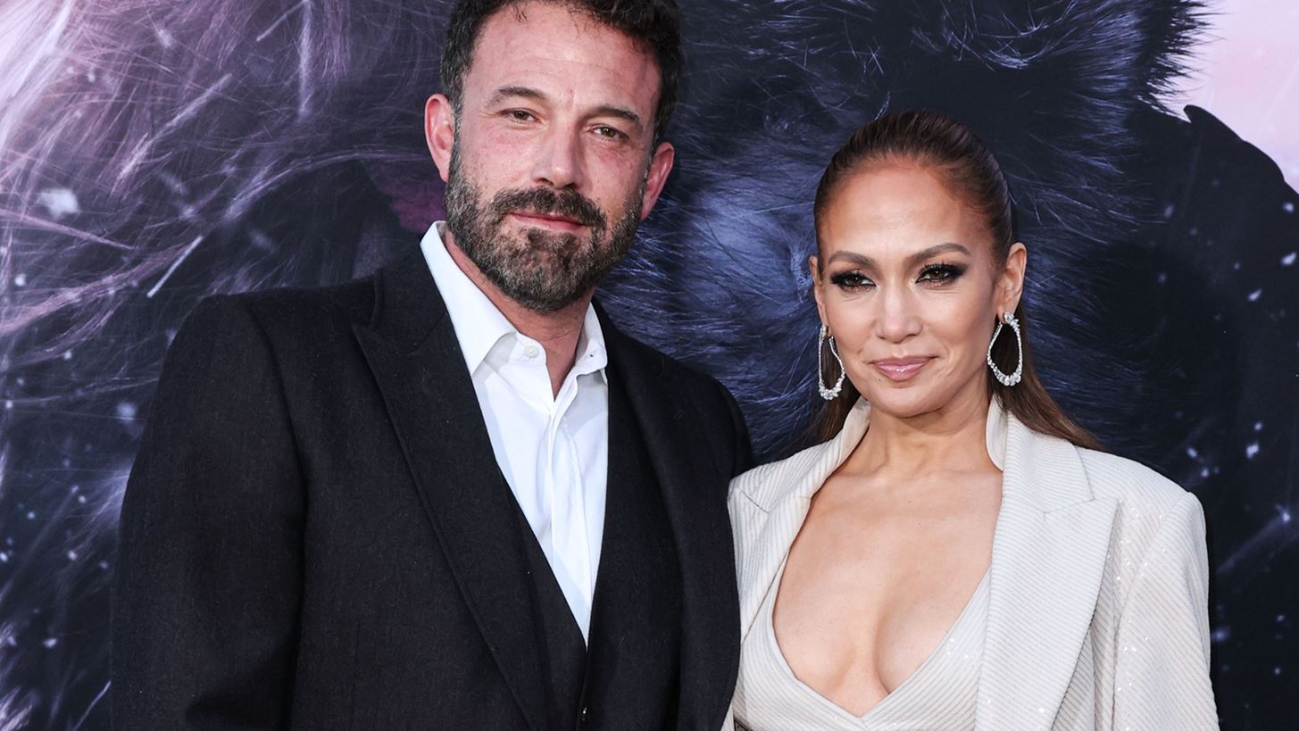 Jennifer Lopez - Ben Affleck | &#x397; &#x3BD;&#x3AD;&#x3B1; &#x3C3;&#x3C4;&#x3B9;&#x3B3;&#x3BC;&#x3AE; &#x3AD;&#x3BD;&#x3C4;&#x3B1;&#x3C3;&#x3B7;&#x3C2; &#x3C3;&#x3C4;&#x3BF; &#x3BA;&#x3CC;&#x3BA;&#x3BA;&#x3B9;&#x3BD;&#x3BF; &#x3C7;&#x3B1;&#x3BB;&#x3AF;