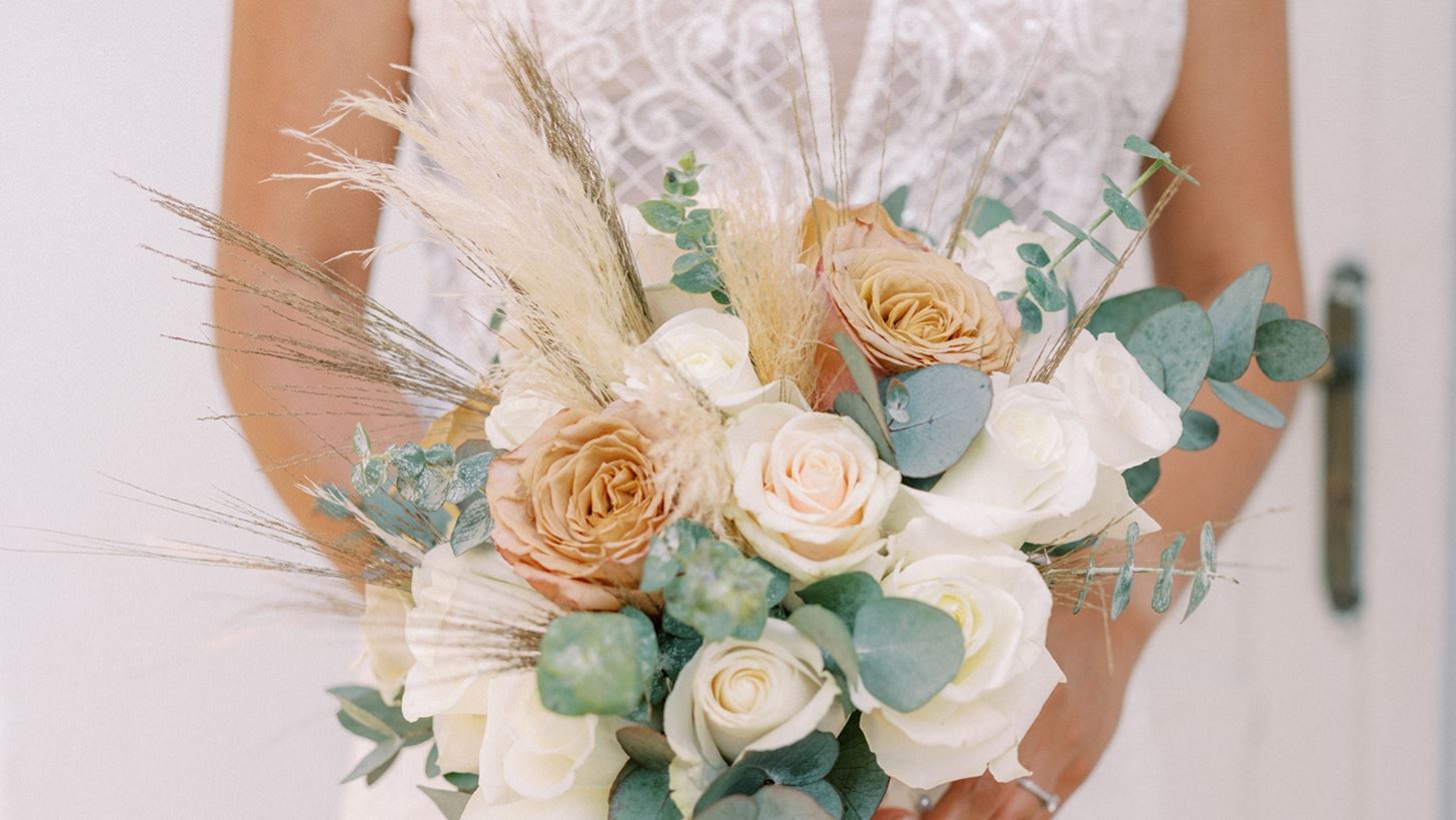 Βρήκαμε πού μπορείς να κάνεις τον πιο κομψό γάμο κοντά στην Αθήνα