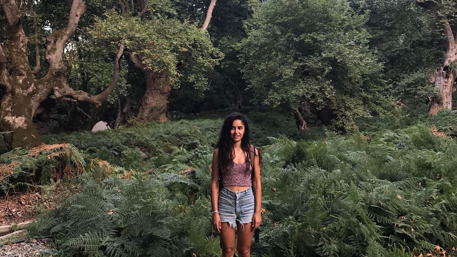 Around Town: &#x395;&#x3B9;&#x3C1;&#x3AE;&#x3BD;&#x3B7; &#x3A3;&#x3B9;&#x3CE;&#x3C4;&#x3B7;