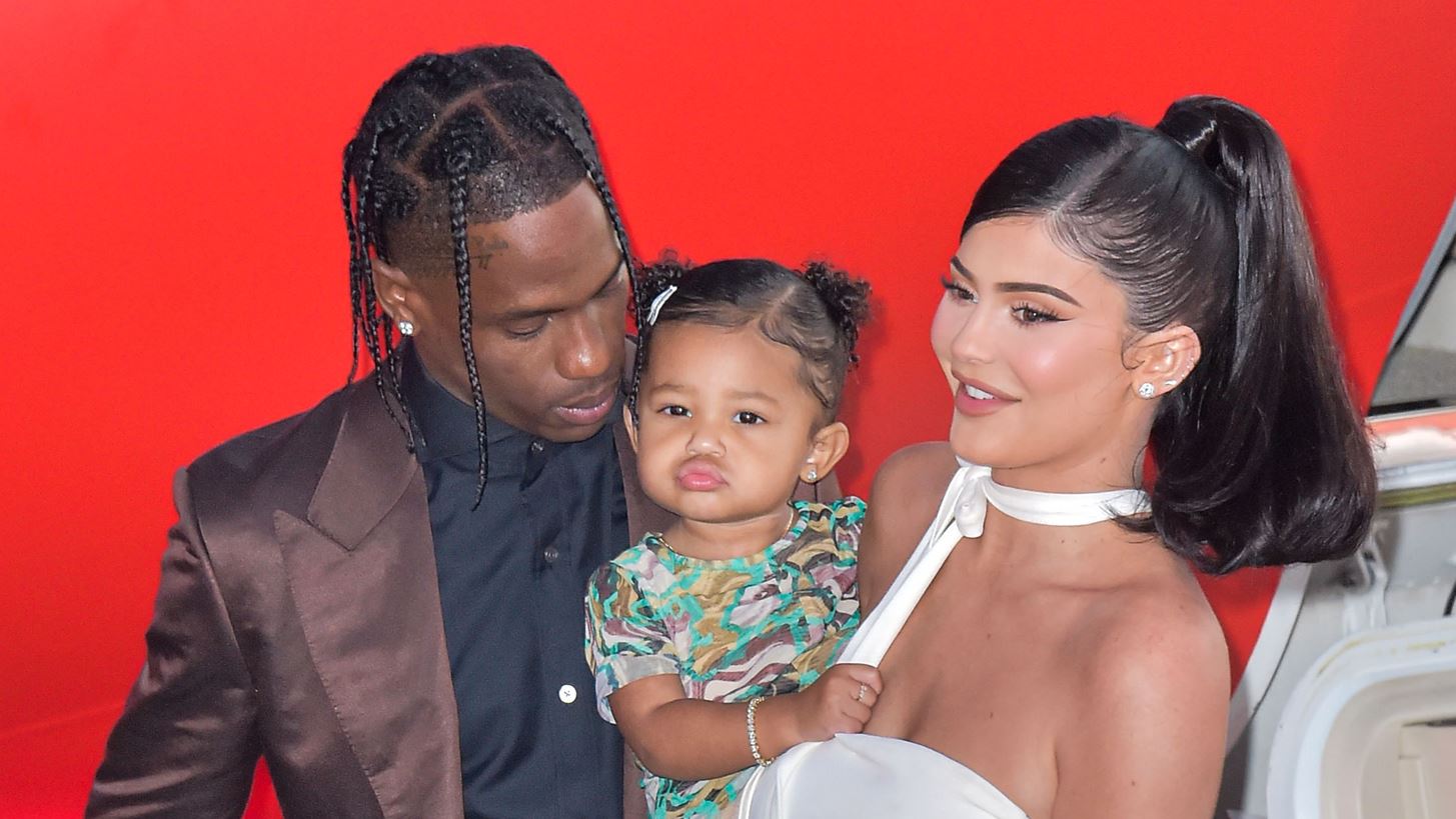 &#x39D;&#x3B5;&#x3BA;&#x3C1;&#x3BF;&#x3AF; &#x3BA;&#x3B1;&#x3B9; &#x3C4;&#x3C1;&#x3B1;&#x3C5;&#x3BC;&#x3B1;&#x3C4;&#x3AF;&#x3B5;&#x3C2; &#x3C3;&#x3B5; &#x3C6;&#x3B5;&#x3C3;&#x3C4;&#x3B9;&#x3B2;&#x3AC;&#x3BB; &#x3C4;&#x3BF;&#x3C5; Travis Scott &#x3C3;&#x3C4;&#x3BF; &#x3A7;&#x3B9;&#x3BF;&#x3CD;&#x3C3;&#x3C4;&#x3BF;&#x3BD;