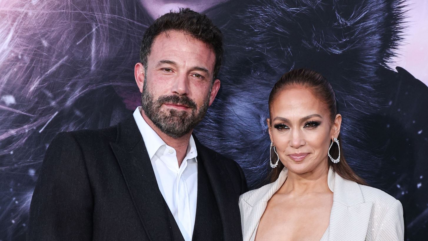 Ben Affleck | &#x397; &#x3C3;&#x3C4;&#x3B9;&#x3B3;&#x3BC;&#x3AE; &#x3C0;&#x3BF;&#x3C5; &#x3BA;&#x3BB;&#x3B5;&#x3AF;&#x3BD;&#x3B5;&#x3B9; &#x3BD;&#x3B5;&#x3C5;&#x3C1;&#x3B9;&#x3B1;&#x3C3;&#x3BC;&#x3AD;&#x3BD;&#x3BF;&#x3C2; &#x3C4;&#x3B7;&#x3BD; &#x3C0;&#x3CC;&#x3C1;&#x3C4;&#x3B1; &#x3C4;&#x3BF;&#x3C5; &#x3B1;&#x3C5;&#x3C4;&#x3BF;&#x3BA;&#x3B9;&#x3BD;&#x3AE;&#x3C4;&#x3BF;&#x3C5; &#x3C3;&#x3C4;&#x3B7; Jennifer Lopez