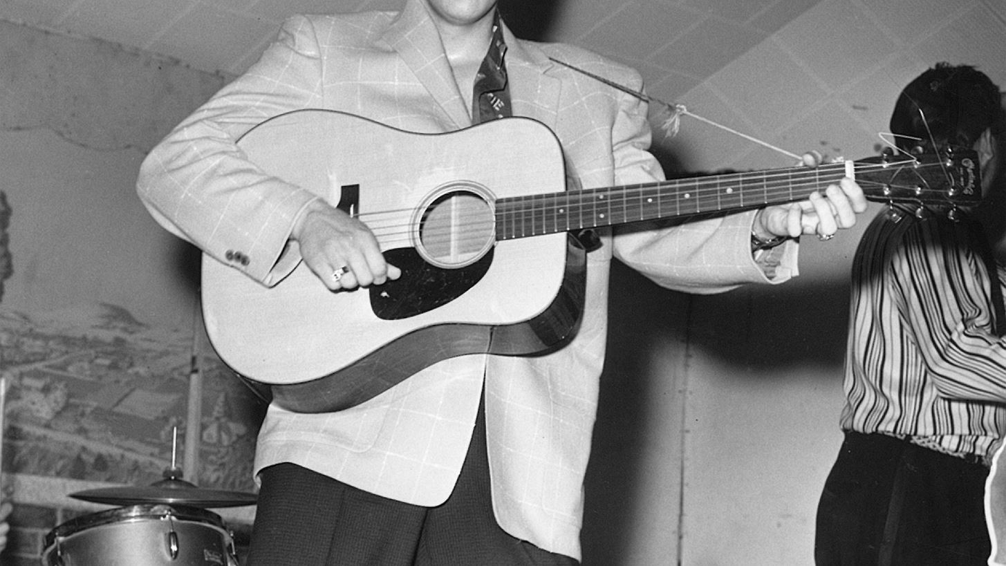 &#x3A3;&#x3B5; &#x3B4;&#x3B7;&#x3BC;&#x3BF;&#x3C0;&#x3C1;&#x3B1;&#x3C3;&#x3AF;&#x3B1; &#x3C4;&#x3BF; &#x3C0;&#x3BF;&#x3BB;&#x3C5;&#x3C4;&#x3B5;&#x3BB;&#x3AD;&#x3C2; &#x3B1;&#x3B5;&#x3C1;&#x3BF;&#x3C3;&#x3BA;&#x3AC;&#x3C6;&#x3BF;&#x3C2; &#x3C4;&#x3BF;&#x3C5; Elvis Presley