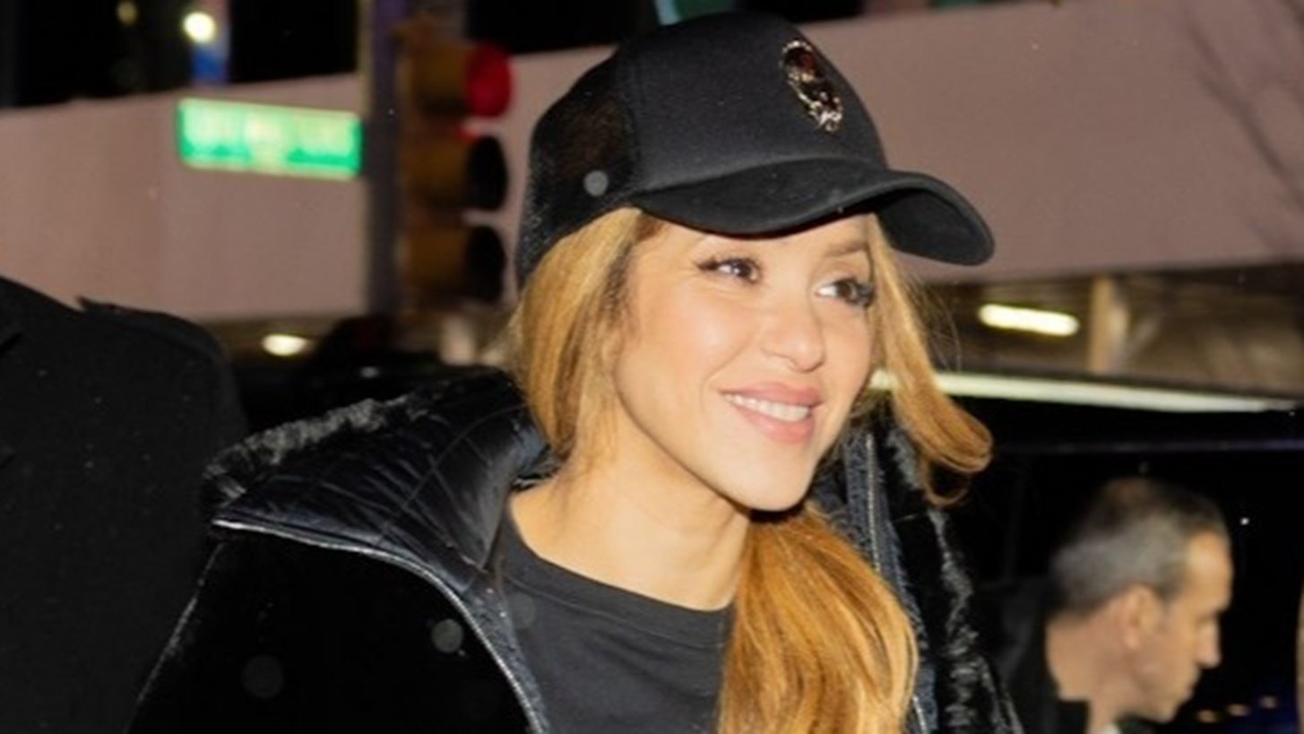 &quot;&#x391;&#x3BD;&#x3AD;&#x3C7;&#x3C4;&#x3B7;&#x3BA;&#x3B1; &#x3C4;&#x3CC;&#x3C3;&#x3B5;&#x3C2; &#x3B1;&#x3BD;&#x3BF;&#x3B7;&#x3C3;&#x3AF;&#x3B5;&#x3C2;&quot; | &#x397; Shakira &#x3BC;&#x3B9;&#x3BB;&#x3AC;&#x3B5;&#x3B9; &#x3B1;&#x3BD;&#x3BF;&#x3B9;&#x3C7;&#x3C4;&#x3AC; &#x3B3;&#x3B9;&#x3B1; &#x3C4;&#x3BF; &#x3C4;&#x3AD;&#x3BB;&#x3BF;&#x3C2; &#x3C4;&#x3BF;&#x3C5; &#x3B3;&#x3AC;&#x3BC;&#x3BF;&#x3C5; &#x3C4;&#x3B7;&#x3C2; &#x3BA;&#x3B1;&#x3B9; &#x3C4;&#x3BF;&#x3BD; &quot;&#x3CD;&#x3BC;&#x3BD;&#x3BF; &#x3C0;&#x3C1;&#x3BF;&#x3C2; &#x3C4;&#x3B9;&#x3C2; &#x3B3;&#x3C5;&#x3BD;&#x3B1;&#x3AF;&#x3BA;&#x3B5;&#x3C2;&quot;