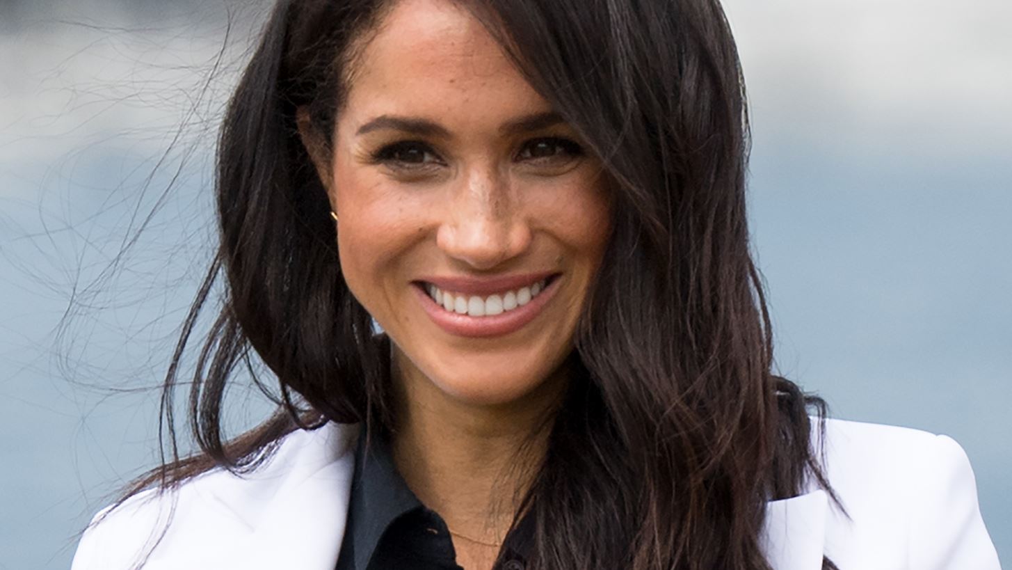 &#x397; &#x3BD;&#x3AD;&#x3B1; chic &#x3B5;&#x3BC;&#x3C6;&#x3AC;&#x3BD;&#x3B9;&#x3C3;&#x3B7; &#x3C4;&#x3B7;&#x3C2; Meghan Markle