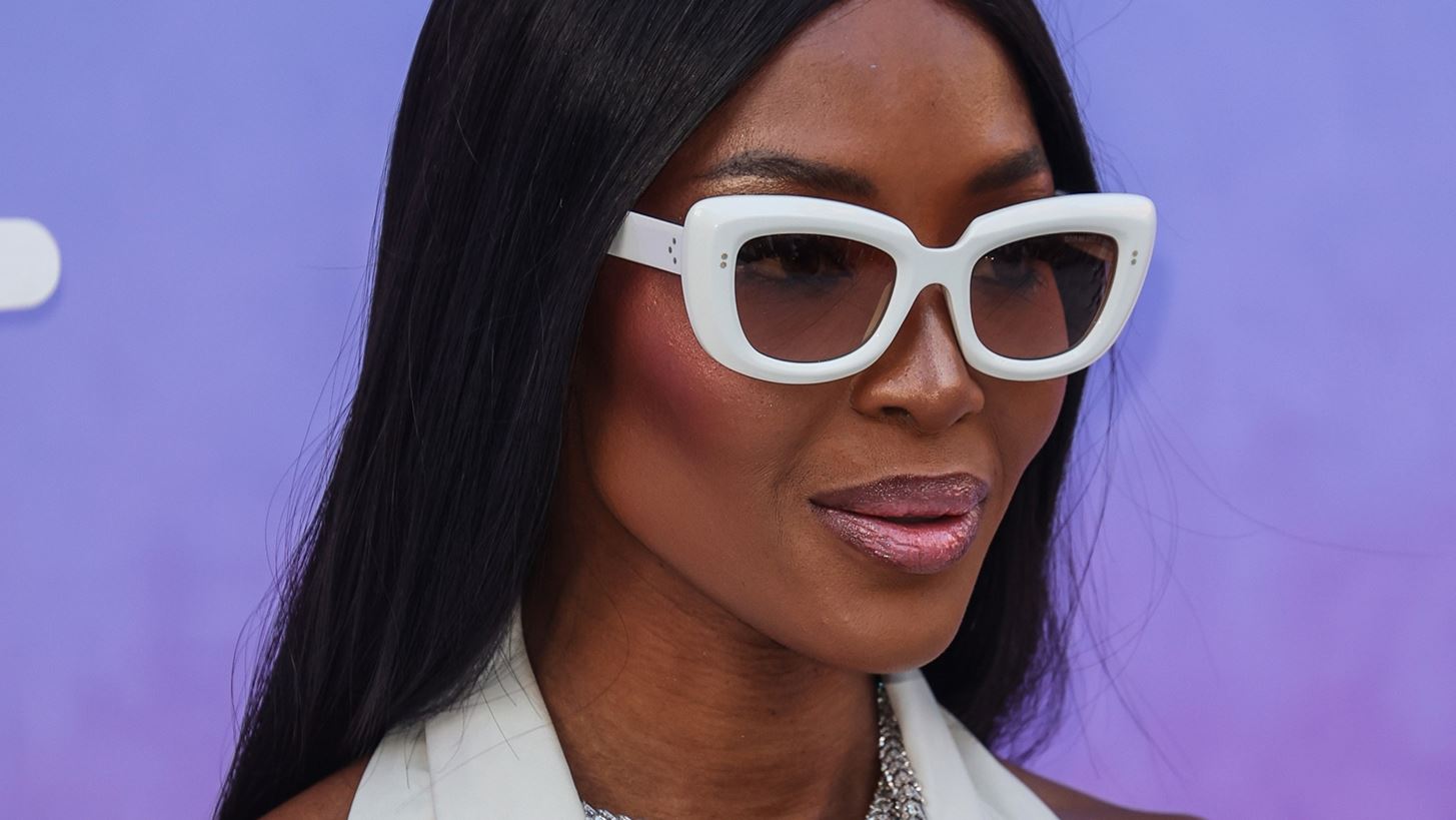 Naomi Campbell | &#x39E;&#x3B1;&#x3BD;&#x3AC; &#x3C3;&#x3C4;&#x3B7;&#x3BD; &#x395;&#x3BB;&#x3BB;&#x3AC;&#x3B4;&#x3B1; - &#x397; &quot;private&quot; &#x3B5;&#x3C0;&#x3AF;&#x3C3;&#x3BA;&#x3B5;&#x3C8;&#x3AE; &#x3C4;&#x3B7;&#x3C2; &#x3C3;&#x3C4;&#x3B7;&#x3BD; &#x391;&#x3B8;&#x3AE;&#x3BD;&#x3B1;