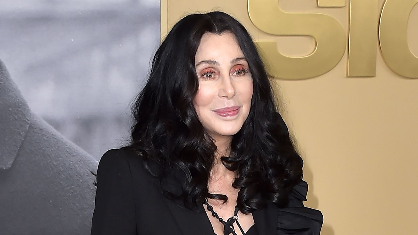 &#x397; Cher &#x3AE;&#x3C4;&#x3B1;&#x3BD; &#x3B7; &#x3B1;&#x3C0;&#x3CC;&#x3BB;&#x3C5;&#x3C4;&#x3B7; &#x3B8;&#x3B5;&#x3CC;&#x3C4;&#x3B7;&#x3C4;&#x3B1; &#x3C3;&#x3C4;&#x3BF; &#x3BA;&#x3BB;&#x3B5;&#x3AF;&#x3C3;&#x3B9;&#x3BC;&#x3BF; &#x3C4;&#x3BF;&#x3C5; &#x3C3;&#x3CC;&#x3BF;&#x3C5; &#x3C4;&#x3BF;&#x3C5; &#x3BF;&#x3AF;&#x3BA;&#x3BF;&#x3C5; Balmain