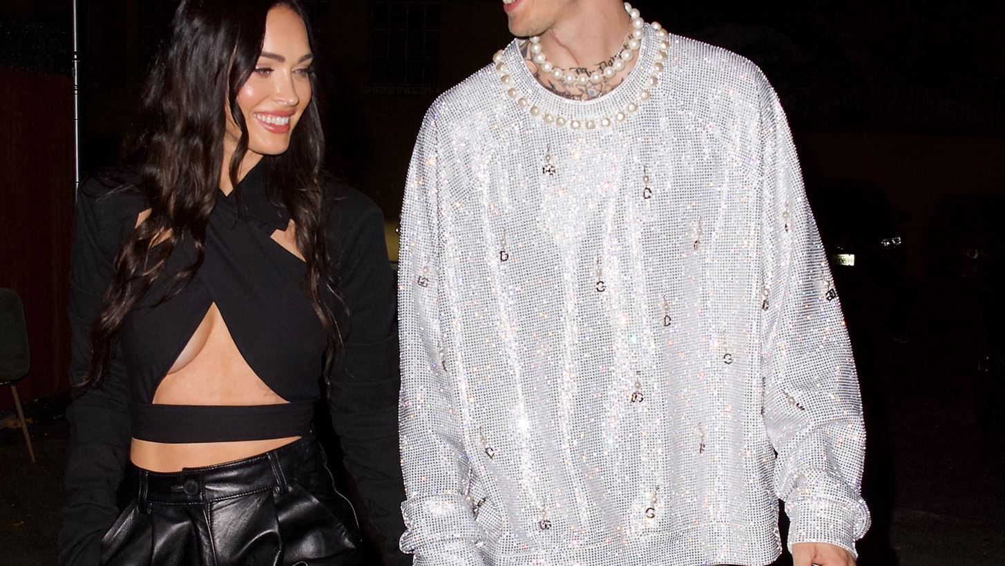 Machine Gun Kelly | &#x3A3;&#x3C7;&#x3B5;&#x3B4;&#x3AF;&#x3B1;&#x3C3;&#x3B5; &#x3C4;&#x3BF; &#x3B4;&#x3B1;&#x3C7;&#x3C4;&#x3C5;&#x3BB;&#x3AF;&#x3B4;&#x3B9; &#x3B1;&#x3C1;&#x3C1;&#x3B1;&#x3B2;&#x3CE;&#x3BD;&#x3C9;&#x3BD; &#x3C4;&#x3B7;&#x3C2; Megan Fox &#x3AD;&#x3C4;&#x3C3;&#x3B9; &#x3CE;&#x3C3;&#x3C4;&#x3B5; &#x3BD;&#x3B1; &#x3C0;&#x3BF;&#x3BD;&#x3AD;&#x3C3;&#x3B5;&#x3B9; &#x3B1;&#x3BD; &#x3B8;&#x3B5;&#x3BB;&#x3AE;&#x3C3;&#x3B5;&#x3B9; &#x3C0;&#x3BF;&#x3C4;&#x3AD; &#x3BD;&#x3B1; &#x3C4;&#x3BF; &#x3B2;&#x3B3;&#x3AC;&#x3BB;&#x3B5;&#x3B9;