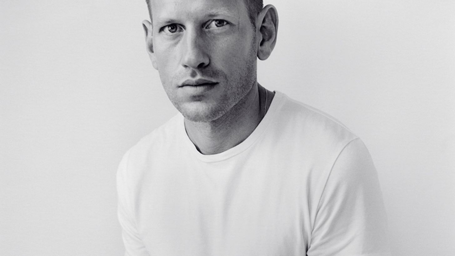 Paul Andrew | &#x391;&#x3C5;&#x3C4;&#x3CC;&#x3C2; &#x3B5;&#x3AF;&#x3BD;&#x3B1;&#x3B9; &#x3BF; &#x3BD;&#x3AD;&#x3BF;&#x3C2; creative director &#x3C4;&#x3BF;&#x3C5; &#x3BF;&#x3AF;&#x3BA;&#x3BF;&#x3C5; Salvatore Ferragamo