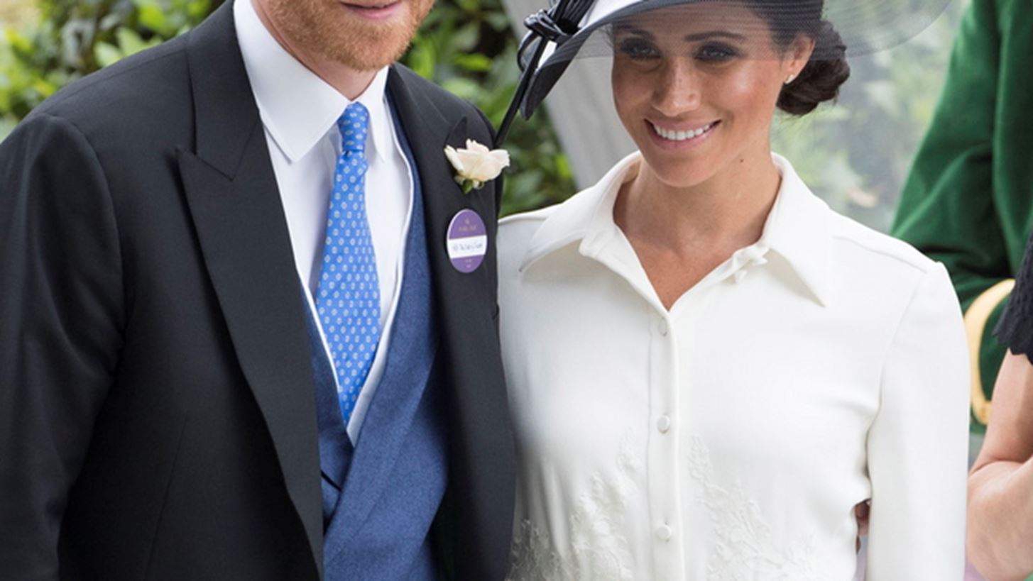 Meghan Markle | &#x397; &#x3B1;&#x3BD;&#x3B1;&#x3C6;&#x3BF;&#x3C1;&#x3AC; &#x3C4;&#x3B7;&#x3C2; &#x3C3;&#x3C4;&#x3BF;&#x3BD; &#x3B3;&#x3B1;&#x3BC;&#x3AE;&#x3BB;&#x3B9;&#x3BF; &#x3BB;&#x3CC;&#x3B3;&#x3BF; &#x3C4;&#x3B7;&#x3C2; &#x3C0;&#x3BF;&#x3C5; &#x3B5;&#x3AF;&#x3C7;&#x3B5; &#x3C3;&#x3BF;&#x3BA;&#x3AC;&#x3C1;&#x3B5;&#x3B9; &#x3C4;&#x3BF;&#x3C5;&#x3C2; &#x3BA;&#x3B1;&#x3BB;&#x3B5;&#x3C3;&#x3BC;&#x3AD;&#x3BD;&#x3BF;&#x3C5;&#x3C2;