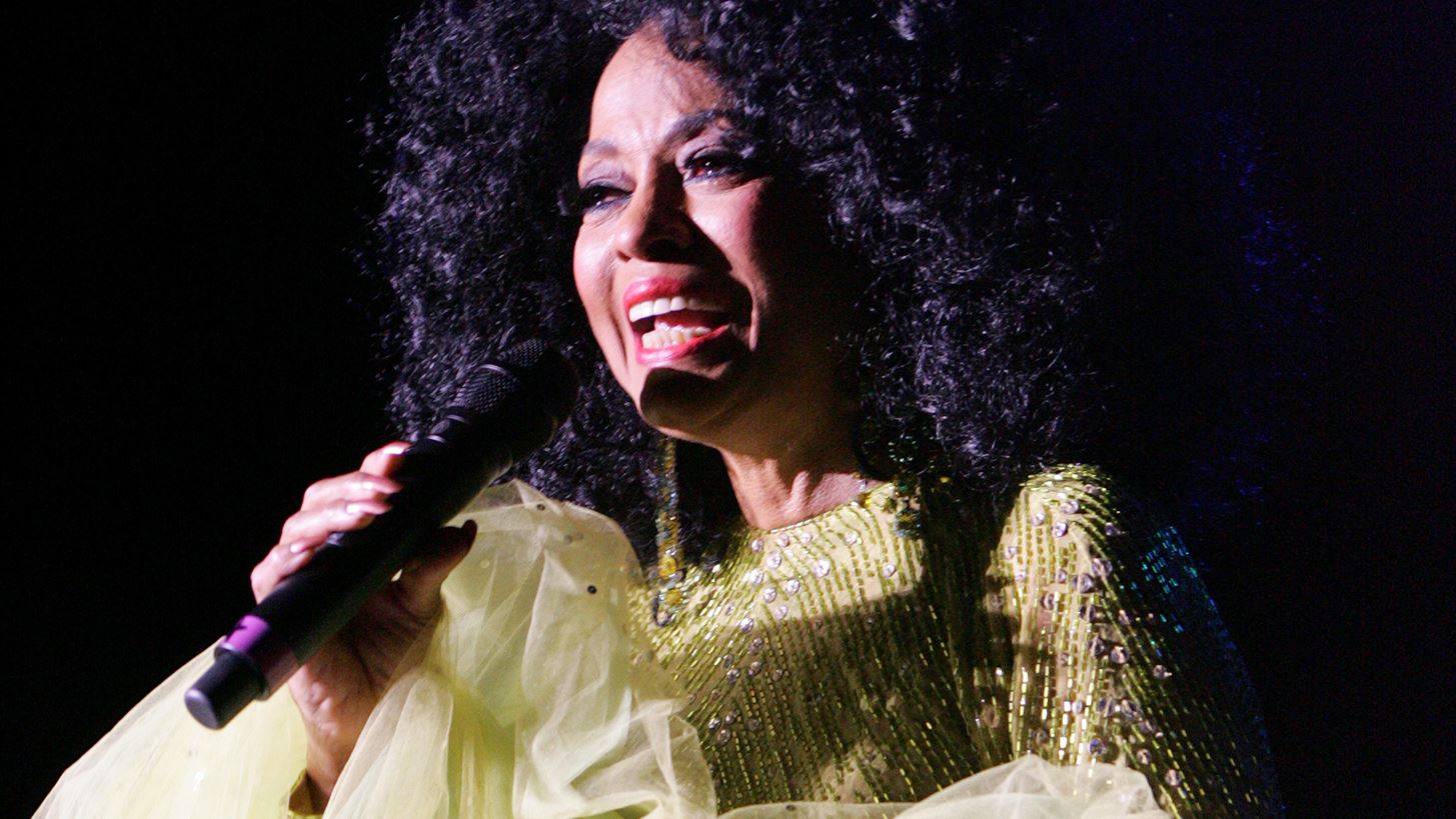 Diana Ross | &#x398;&#x3B1; &#x3B4;&#x3CE;&#x3C3;&#x3B5;&#x3B9; &#x3C3;&#x3C5;&#x3BD;&#x3B1;&#x3C5;&#x3BB;&#x3AF;&#x3B1; &#x3C3;&#x3C4;&#x3B7;&#x3BD; &#x391;&#x3B3;&#x3B3;&#x3BB;&#x3AF;&#x3B1; &#x3BC;&#x3B5;&#x3C4;&#x3AC; &#x3B1;&#x3C0;&#x3CC; 15 &#x3C7;&#x3C1;&#x3CC;&#x3BD;&#x3B9;&#x3B1; &#x3B3;&#x3B9;&#x3B1; &#x3C4;&#x3BF; &#x3A0;&#x3BB;&#x3B1;&#x3C4;&#x3B9;&#x3BD;&#x3AD;&#x3BD;&#x3B9;&#x3BF; &#x399;&#x3C9;&#x3B2;&#x3B7;&#x3BB;&#x3B1;&#x3AF;&#x3BF; &#x3C4;&#x3B7;&#x3C2; &#x3B2;&#x3B1;&#x3C3;&#x3AF;&#x3BB;&#x3B9;&#x3C3;&#x3C3;&#x3B1;&#x3C2; &#x395;&#x3BB;&#x3B9;&#x3C3;&#x3AC;&#x3B2;&#x3B5;&#x3C4;