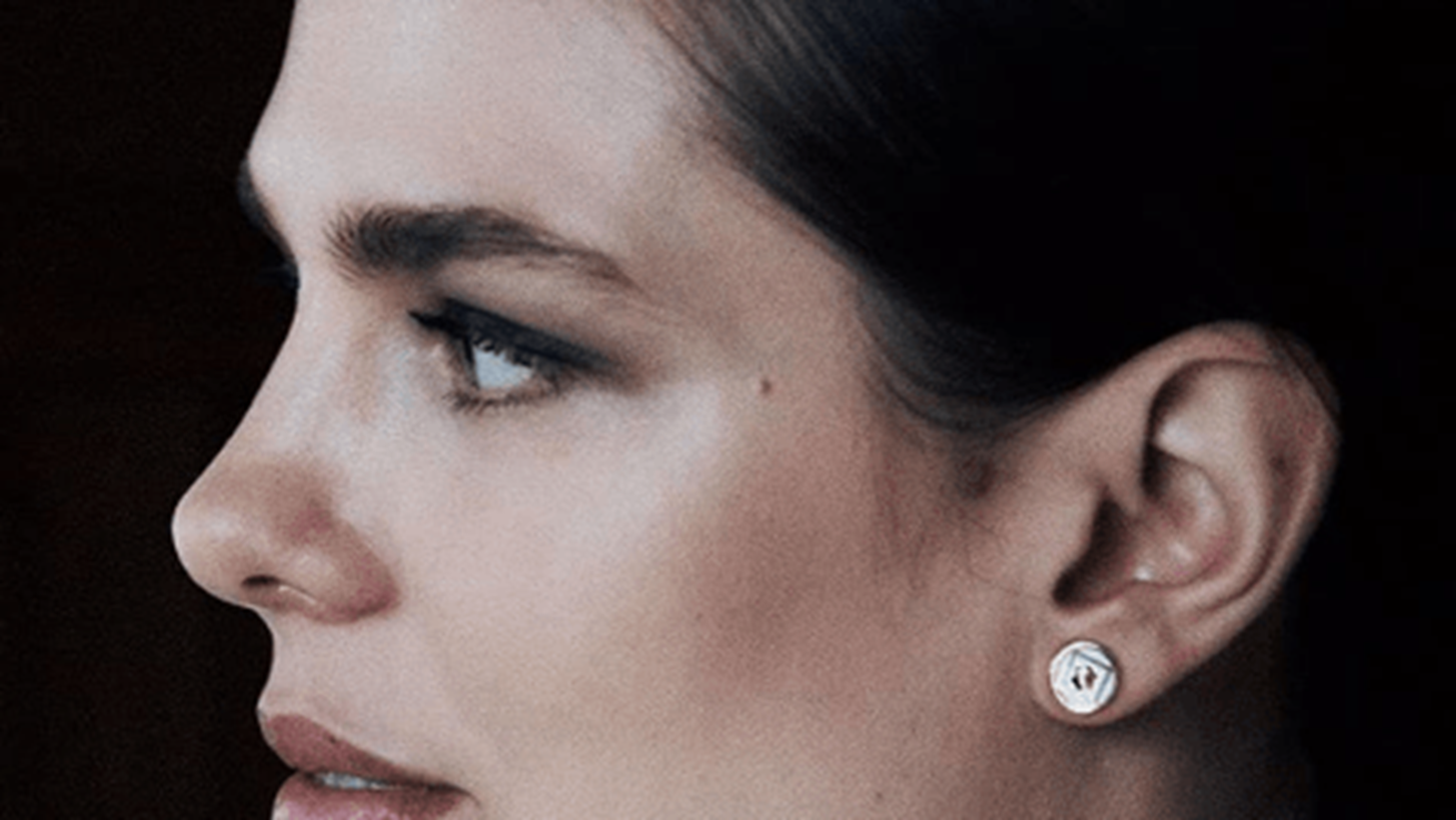 &#x397; Charlotte Casiraghi &#x3B5;&#x3AF;&#x3BD;&#x3B1;&#x3B9; &#x3B7; &#x3C0;&#x3B9;&#x3BF; &#x3BA;&#x3BF;&#x3BC;&#x3C8;&#x3AE; &#x3BA;&#x3B1;&#x3BB;&#x3B5;&#x3C3;&#x3BC;&#x3AD;&#x3BD;&#x3B7; &#x3C3;&#x3B5; &#x3B3;&#x3AC;&#x3BC;&#x3BF; &#x3C0;&#x3BF;&#x3C5; &#x3B5;&#x3AF;&#x3B4;&#x3B1;&#x3BC;&#x3B5; &#x3C4;&#x3B5;&#x3BB;&#x3B5;&#x3C5;&#x3C4;&#x3B1;&#x3AF;&#x3B1;