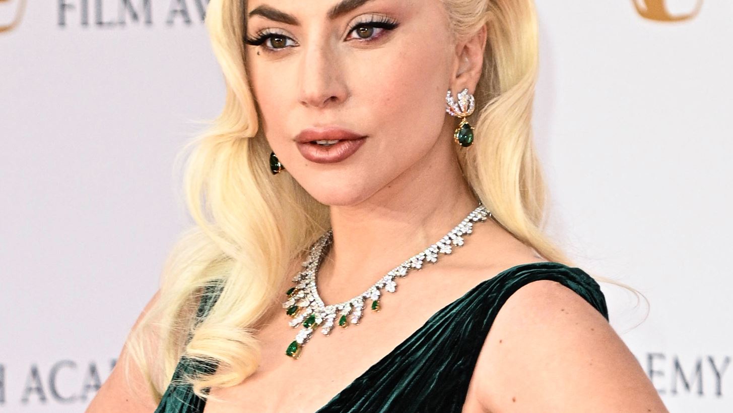 Lady Gaga | &#x3A4;&#x3BF; &#x3C4;&#x3B5;&#x3C1;&#x3AC;&#x3C3;&#x3C4;&#x3B9;&#x3BF; &#x3C0;&#x3BF;&#x3C3;&#x3CC; &#x3C0;&#x3BF;&#x3C5; &#x3B8;&#x3B1; &#x3C0;&#x3AC;&#x3C1;&#x3B5;&#x3B9; &#x3B3;&#x3B9;&#x3B1; &#x3C4;&#x3BF;&#x3BD; &#x3C1;&#x3CC;&#x3BB;&#x3BF; &#x3C4;&#x3B7;&#x3C2; &#x3C3;&#x3C4;&#x3BF; &#x3C3;&#x3AF;&#x3BA;&#x3BF;&#x3C5;&#x3B5;&#x3BB; &#x3C4;&#x3BF;&#x3C5; Joker