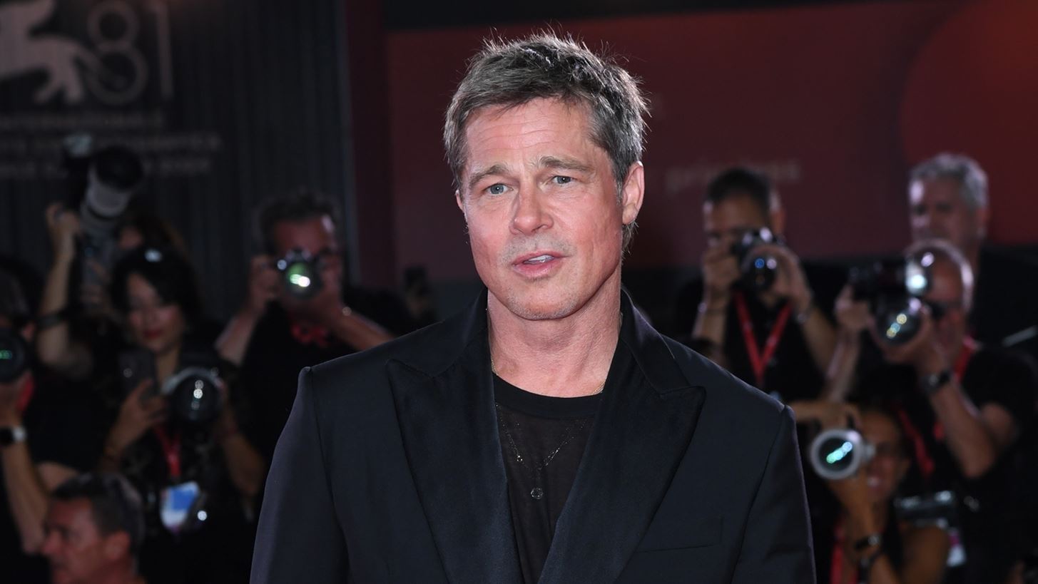 Brad Pitt | &#x3A4;&#x3B1; &quot;&#x3BF;&#x3B9;&#x3BA;&#x3BF;&#x3B3;&#x3B5;&#x3BD;&#x3B5;&#x3B9;&#x3B1;&#x3BA;&#x3AC;&quot; &#x3C4;&#x3BF;&#x3C5; &#x3C3;&#x3C7;&#x3AD;&#x3B4;&#x3B9;&#x3B1; &#x3B3;&#x3B9;&#x3B1; &#x3C4;&#x3BF; Thanksgiving