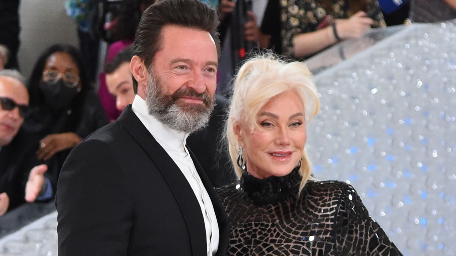 Hugh Jackman - Deborra Lee Furness | &#x391;&#x3C5;&#x3C4;&#x3CC;&#x3C2; &#x3B5;&#x3AF;&#x3BD;&#x3B1;&#x3B9; &#x3BF; &#x3C0;&#x3C1;&#x3B1;&#x3B3;&#x3BC;&#x3B1;&#x3C4;&#x3B9;&#x3BA;&#x3CC;&#x3C2; &#x3BB;&#x3CC;&#x3B3;&#x3BF;&#x3C2; &#x3C0;&#x3BF;&#x3C5; &#x3C0;&#x3AE;&#x3C1;&#x3B1;&#x3BD; &#x3B4;&#x3B9;&#x3B1;&#x3B6;&#x3CD;&#x3B3;&#x3B9;&#x3BF; &#x3BC;&#x3B5;&#x3C4;&#x3AC; &#x3B1;&#x3C0;&#x3CC; 28 &#x3C7;&#x3C1;&#x3CC;&#x3BD;&#x3B9;&#x3B1; &#x3B3;&#x3AC;&#x3BC;&#x3BF;&#x3C5;