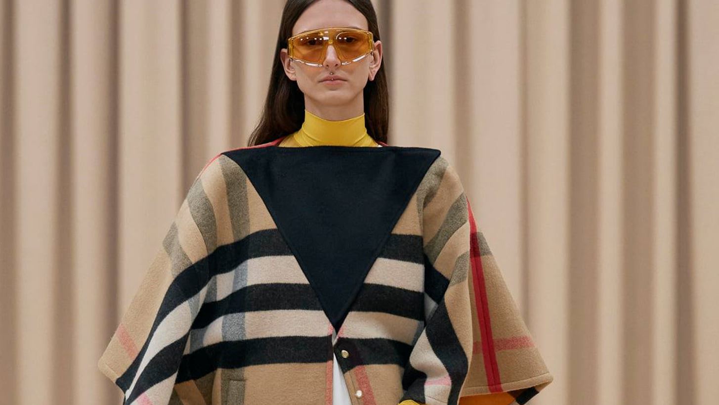 &#x39F; &#x3BF;&#x3AF;&#x3BA;&#x3BF;&#x3C2; Burberry &#x3C7;&#x3C1;&#x3C9;&#x3BC;&#x3AC;&#x3C4;&#x3B9;&#x3C3;&#x3B5; &#x3BB;&#x3B9;&#x3B2;&#x3AC;&#x3B4;&#x3B9;&#x3B1; &#x3BC;&#x3B5; &#x3C4;&#x3BF; &#x3B4;&#x3B9;&#x3AC;&#x3C3;&#x3B7;&#x3BC;&#x3BF; &#x3BA;&#x3B1;&#x3C1;&#x3CC; &#x3C4;&#x3BF;&#x3C5; &#x2013; &#x3A4;&#x3B1; &#x3B5;&#x3BD;&#x3C4;&#x3C5;&#x3C0;&#x3C9;&#x3C3;&#x3B9;&#x3B1;&#x3BA;&#x3AC; installations