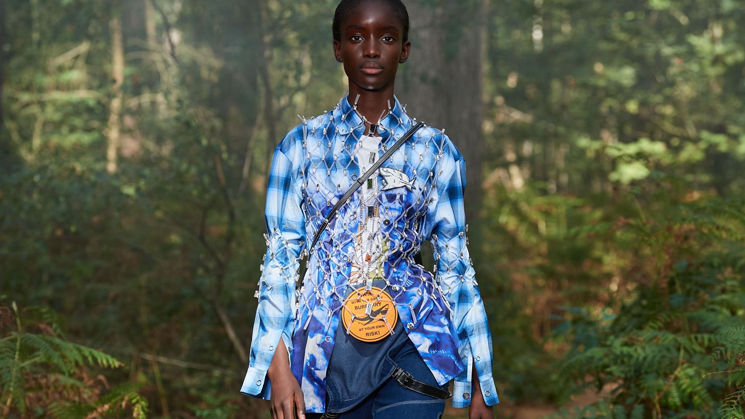 Burberry | Αναβάλλεται το σόου του οίκου προς τιμήν του πρίγκιπα Φίλιππου