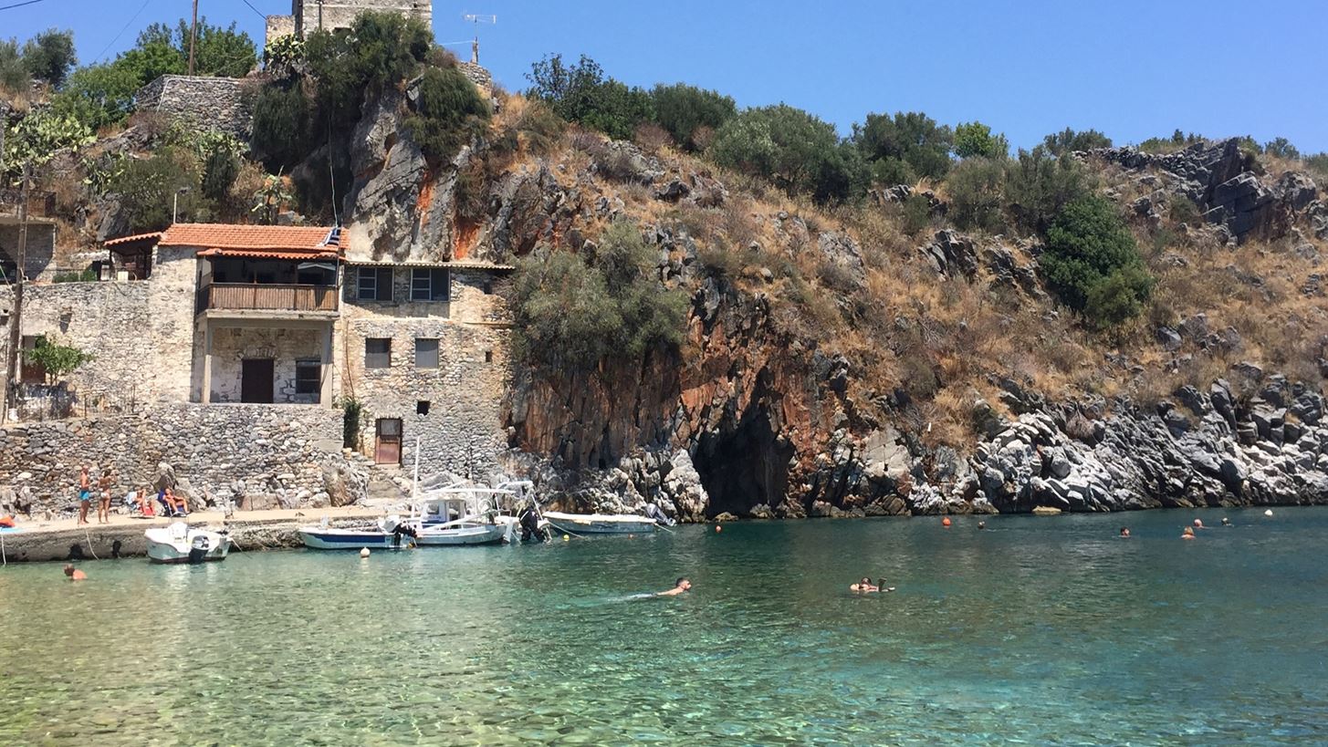 &#x388;&#x3BD;&#x3B1; &#x3A3;&#x3B1;&#x3B2;&#x3B2;&#x3B1;&#x3C4;&#x3BF;&#x3BA;&#x3CD;&#x3C1;&#x3B9;&#x3B1;&#x3BA;&#x3BF; &#x3C3;&#x3C4;&#x3B7; &#x39B;&#x3B1;&#x3BA;&#x3C9;&#x3BD;&#x3B9;&#x3BA;&#x3AE; &#x39C;&#x3AC;&#x3BD;&#x3B7;