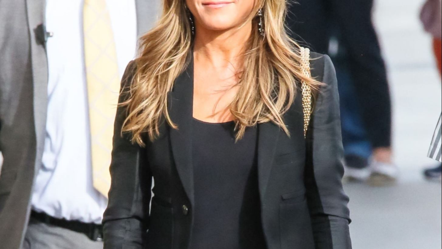 &#x3A0;&#x3CE;&#x3C2; &#x3B7; Jennifer Aniston &#x3B5;&#x3BD;&#x3B8;&#x3BF;&#x3C5;&#x3C3;&#x3AF;&#x3B1;&#x3C3;&#x3B5; &#x3BE;&#x3B1;&#x3BD;&#x3AC; &#x3C4;&#x3BF;&#x3C5;&#x3C2; followers &#x3C4;&#x3B7;&#x3C2; &#x3C3;&#x3C4;&#x3BF; Instagram