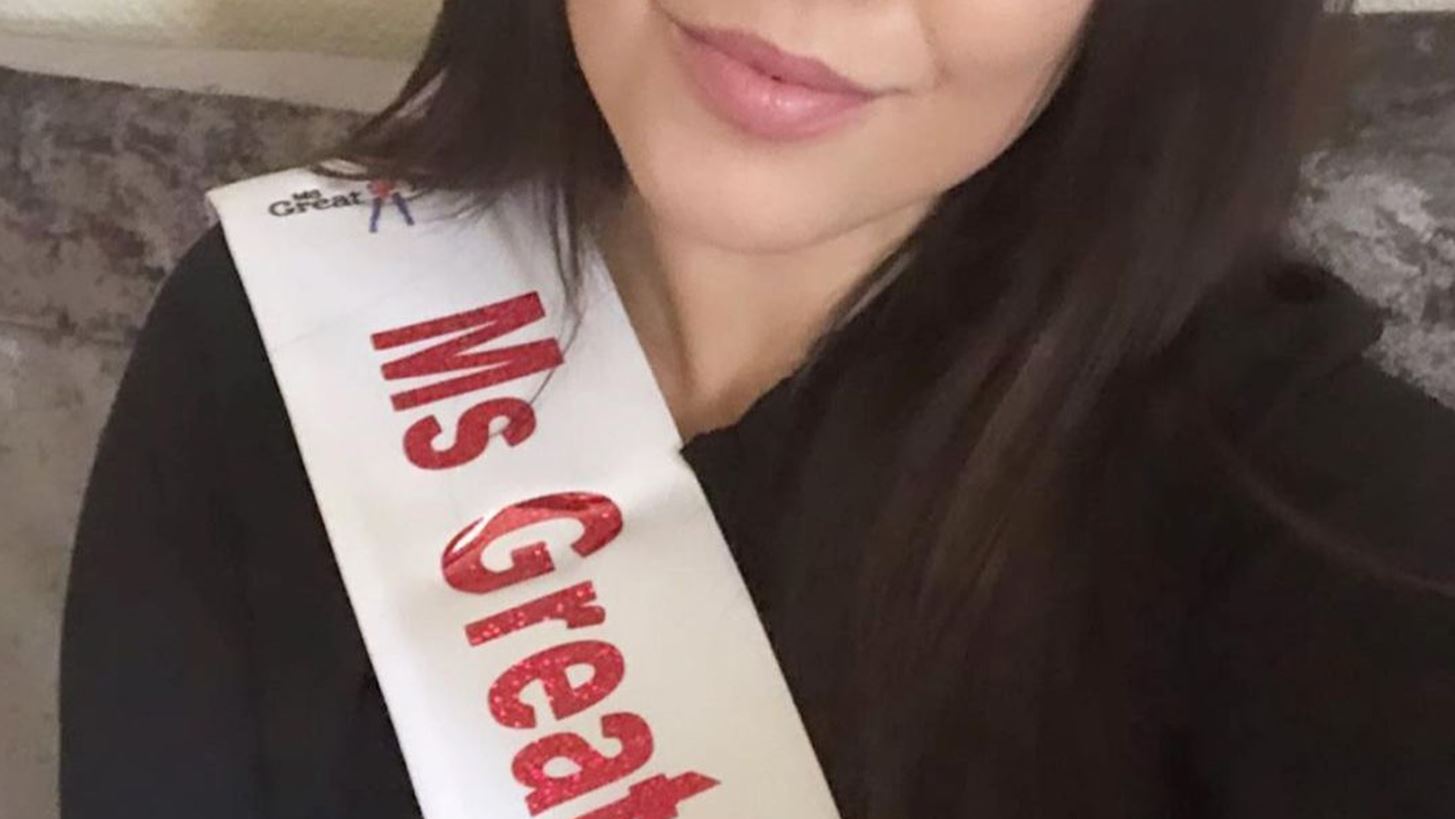 &#x395;&#x3BB;&#x3BB;&#x3B7;&#x3BD;&#x3AF;&#x3B4;&#x3B1; &#x3B4;&#x3B9;&#x3B1;&#x3B3;&#x3C9;&#x3BD;&#x3AF;&#x3B6;&#x3B5;&#x3C4;&#x3B1;&#x3B9; &#x3C7;&#x3C9;&#x3C1;&#x3AF;&#x3C2; &#x3BC;&#x3B1;&#x3BA;&#x3B9;&#x3B3;&#x3B9;&#x3AC;&#x3B6; &#x3C3;&#x3C4;&#x3B1; &#x3BA;&#x3B1;&#x3BB;&#x3BB;&#x3B9;&#x3C3;&#x3C4;&#x3B5;&#x3AF;&#x3B1; Ms Great Britain &#x3BA;&#x3B1;&#x3B9; &#x3C3;&#x3C4;&#x3AD;&#x3BB;&#x3BD;&#x3B5;&#x3B9; &#x3AD;&#x3BD;&#x3B1; &#x3B4;&#x3C5;&#x3BD;&#x3B1;&#x3C4;&#x3CC; &#x3BC;&#x3AE;&#x3BD;&#x3C5;&#x3BC;&#x3B1;