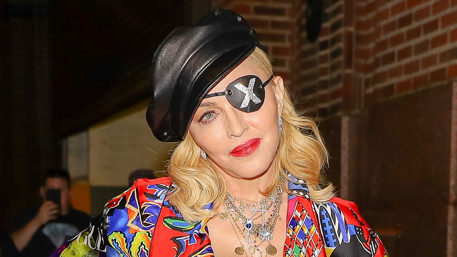 &#x3A4;&#x3BF; &#x3B1;&#x3BD;&#x3C4;&#x3AF;&#x3BF; &#x3C4;&#x3B7;&#x3C2; Madonna &#x3C3;&#x3C4;&#x3BF;&#x3BD; &#x3B1;&#x3B4;&#x3B5;&#x3C1;&#x3C6;&#x3CC; &#x3C4;&#x3B7;&#x3C2;, Anthony, &#x3BF; &#x3BF;&#x3C0;&#x3BF;&#x3AF;&#x3BF;&#x3C2; &#x3C0;&#x3AD;&#x3B8;&#x3B1;&#x3BD;&#x3B5; &#x3C3;&#x3B5; &#x3B7;&#x3BB;&#x3B9;&#x3BA;&#x3AF;&#x3B1; 66 &#x3B5;&#x3C4;&#x3CE;&#x3BD;