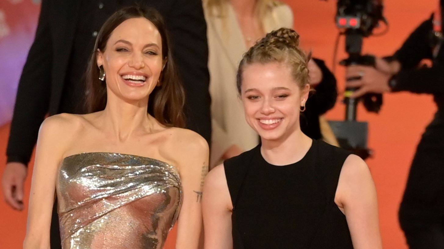 Shiloh Jolie - Pitt | &#x397; &#x3BD;&#x3AD;&#x3B1; &#x3C3;&#x3C5;&#x3BD;&#x3AE;&#x3B8;&#x3B5;&#x3B9;&#x3B1; &#x3C4;&#x3B7;&#x3C2; &#x3BA;&#x3CC;&#x3C1;&#x3B7;&#x3C2; &#x3C4;&#x3B7;&#x3C2; Angelina Jolie &#x3BA;&#x3B1;&#x3B9; &#x3C4;&#x3BF;&#x3C5; Brad Pitt