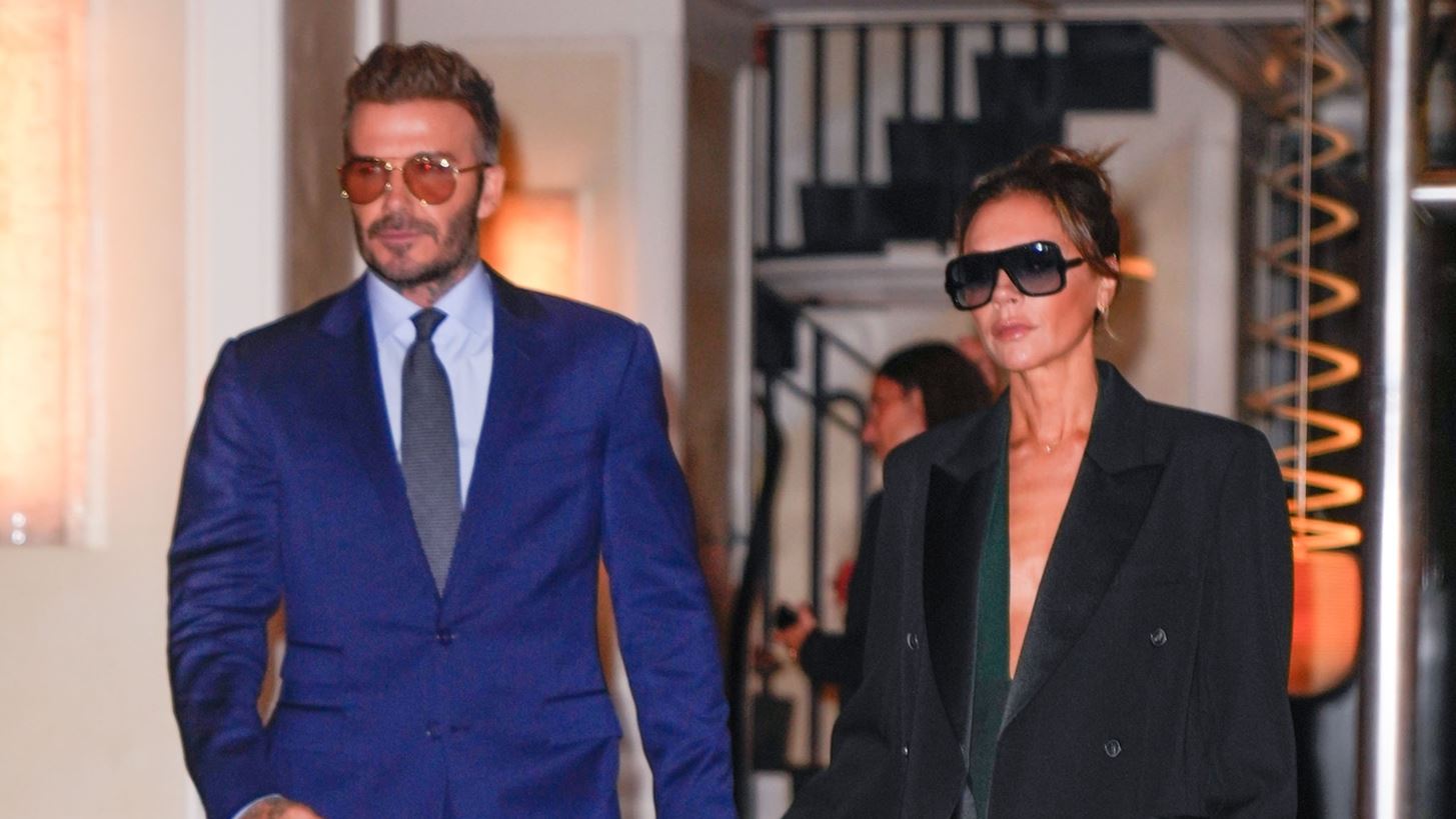 Victoria Beckham | &#x39F; &#x3BB;&#x3CC;&#x3B3;&#x3BF;&#x3C2; &#x3C0;&#x3BF;&#x3C5; &#x3B1;&#x3C6;&#x3B1;&#x3AF;&#x3C1;&#x3B5;&#x3C3;&#x3B5; &#x3C4;&#x3BF; &#x3C4;&#x3B1;&#x3C4;&#x3BF;&#x3C5;&#x3AC;&#x3B6; &#x3BC;&#x3B5; &#x3C4;&#x3B1; &#x3B1;&#x3C1;&#x3C7;&#x3B9;&#x3BA;&#x3AC; &#x3C4;&#x3BF;&#x3C5; &#x3C3;&#x3C5;&#x3B6;&#x3CD;&#x3B3;&#x3BF;&#x3C5; &#x3C4;&#x3B7;&#x3C2;, David Beckham