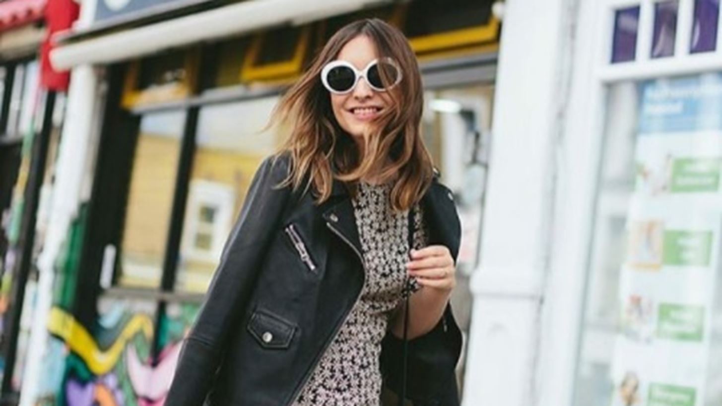 Business Bestie: &#x397; &#x3C6;&#x3AF;&#x3BB;&#x3B7; &#x3C0;&#x3BF;&#x3C5; &#x3C7;&#x3C1;&#x3B5;&#x3B9;&#x3AC;&#x3B6;&#x3B5;&#x3C3;&#x3B1;&#x3B9; &#x3C3;&#x3C4;&#x3B1; &#x3B5;&#x3C0;&#x3B1;&#x3B3;&#x3B3;&#x3B5;&#x3BB;&#x3BC;&#x3B1;&#x3C4;&#x3B9;&#x3BA;&#x3AC; &#x3C3;&#x3BF;&#x3C5; &#x3B2;&#x3AE;&#x3BC;&#x3B1;&#x3C4;&#x3B1;