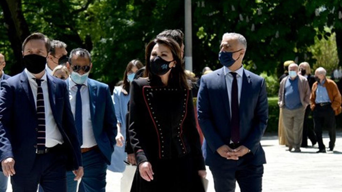 &#x393;&#x3B9;&#x3AC;&#x3BD;&#x3BD;&#x3B1; &#x391;&#x3B3;&#x3B3;&#x3B5;&#x3BB;&#x3BF;&#x3C0;&#x3BF;&#x3CD;&#x3BB;&#x3BF;&#x3C5; | &#x397; &#x3BD;&#x3AD;&#x3B1; &#x3B4;&#x3B7;&#x3BC;&#x3CC;&#x3C3;&#x3B9;&#x3B1; &#x3B5;&#x3BC;&#x3C6;&#x3AC;&#x3BD;&#x3B9;&#x3C3;&#x3B7; &#x3BC;&#x3B5; &#x3C3;&#x3CD;&#x3BD;&#x3BF;&#x3BB;&#x3BF; &#x3B5;&#x3BC;&#x3C0;&#x3BD;&#x3B5;&#x3C5;&#x3C3;&#x3BC;&#x3AD;&#x3BD;&#x3BF; &#x3B1;&#x3C0;&#x3CC; &#x3C0;&#x3B1;&#x3C1;&#x3B1;&#x3B4;&#x3BF;&#x3C3;&#x3B9;&#x3B1;&#x3BA;&#x3AE; &#x3C6;&#x3BF;&#x3C1;&#x3B5;&#x3C3;&#x3B9;&#x3AC;