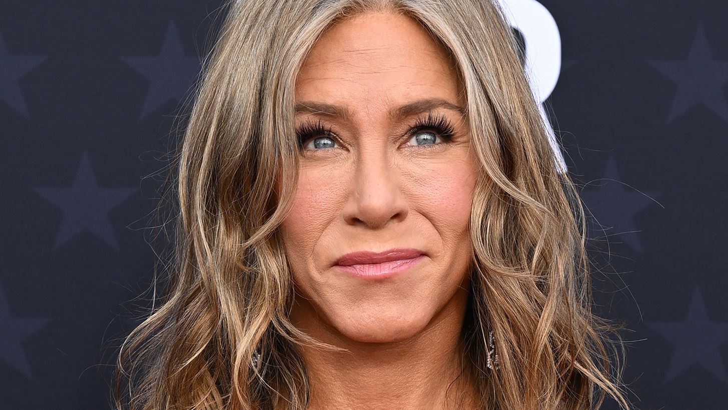 Jennifer Aniston | &#x398;&#x3C5;&#x3BC;&#x3AC;&#x3C4;&#x3B1;&#x3B9; &#x3C4;&#x3BF; &#x3C0;&#x3C1;&#x3CE;&#x3C4;&#x3BF; &#x3C4;&#x3B7;&#x3C2; &#x3B3;&#x3CD;&#x3C1;&#x3B9;&#x3C3;&#x3BC;&#x3B1; &#x3C3;&#x3C4;&#x3B1; Friends