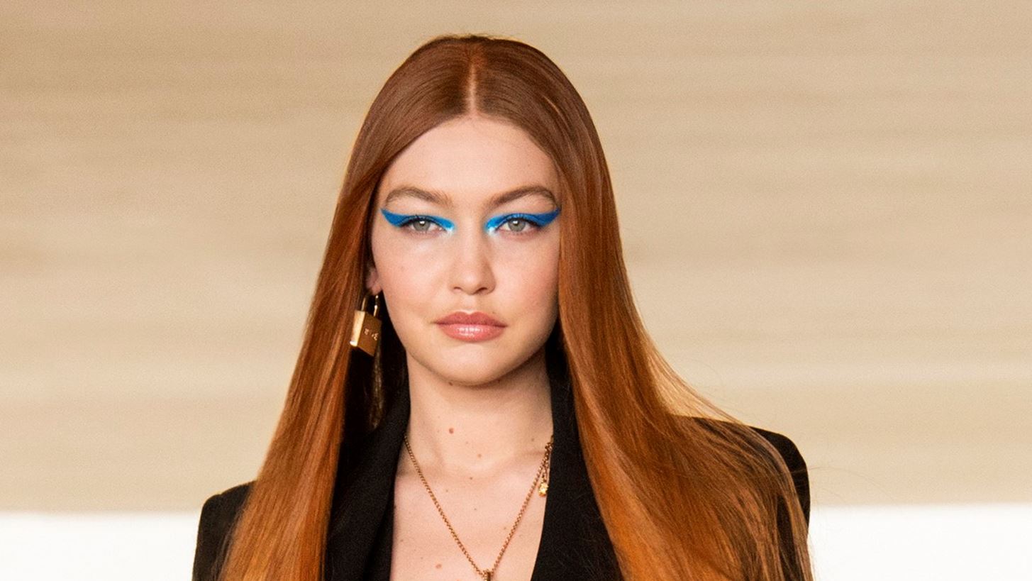 Gigi Hadid | 7 &#x3C0;&#x3C1;&#x3AC;&#x3B3;&#x3BC;&#x3B1;&#x3C4;&#x3B1; &#x3C0;&#x3BF;&#x3C5; &#x3B4;&#x3B5; &#x3B3;&#x3BD;&#x3C9;&#x3C1;&#x3AF;&#x3B6;&#x3B1;&#x3BC;&#x3B5; &#x3B3;&#x3B9;&#x3B1; &#x3C4;&#x3BF; &#x3B4;&#x3B9;&#x3AC;&#x3C3;&#x3B7;&#x3BC;&#x3BF; &#x3BC;&#x3BF;&#x3BD;&#x3C4;&#x3AD;&#x3BB;&#x3BF;